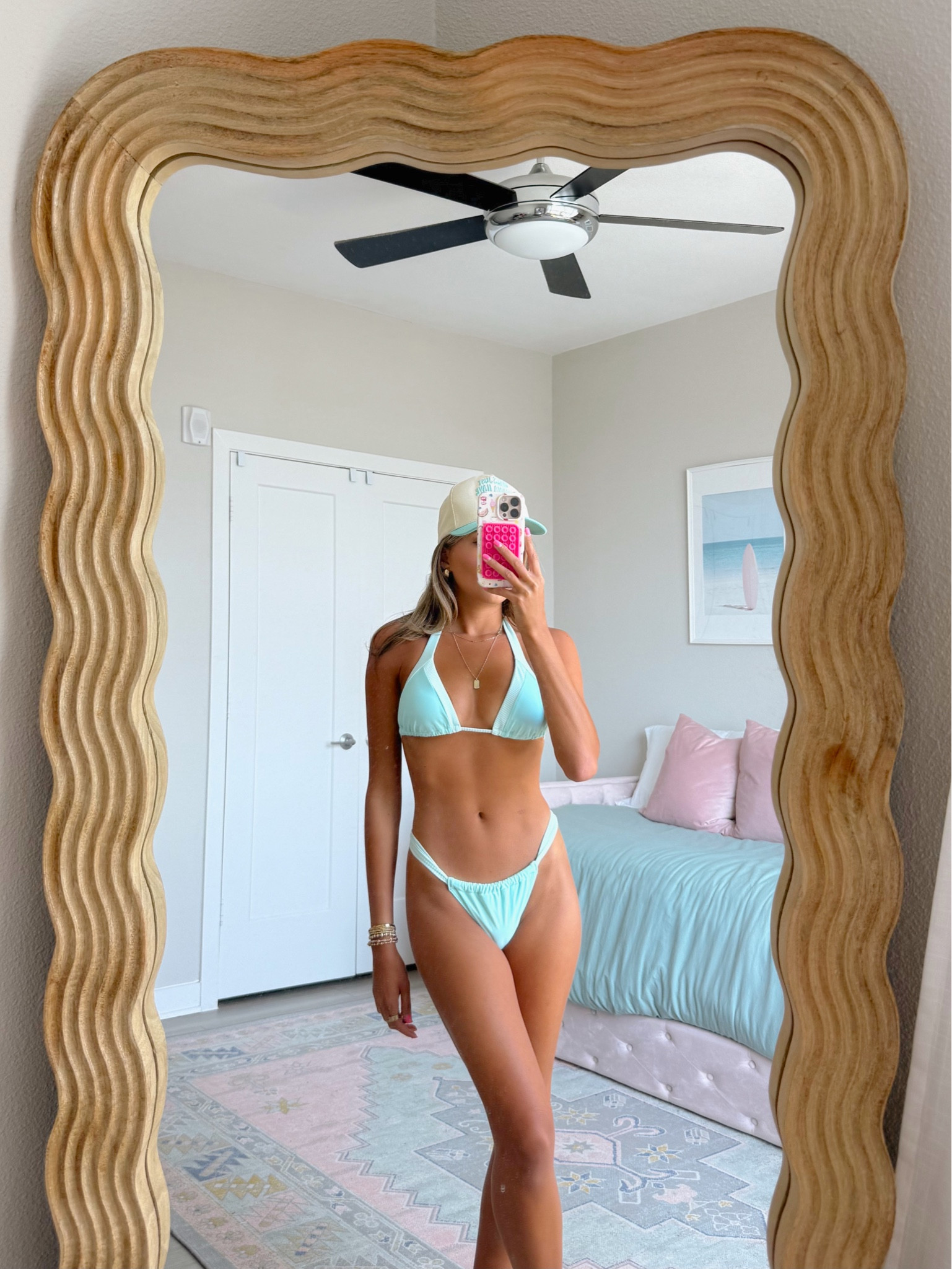 The cutest bikini from Hollister! I always size up to a small in their swimsuit tops 💕

#LTKootd