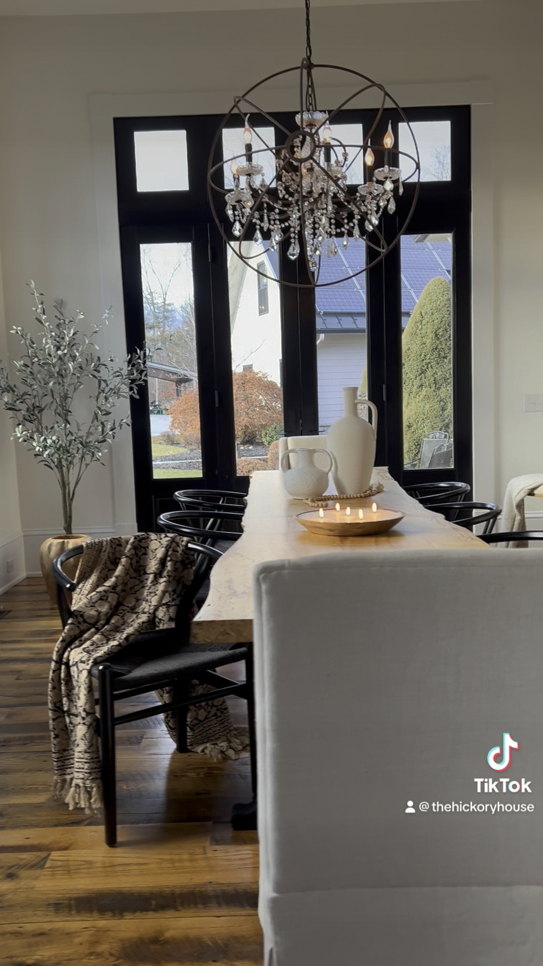 I’m loving this post Christmas simplicity! 

#LTKSeasonal #LTKhome #LTKVideo