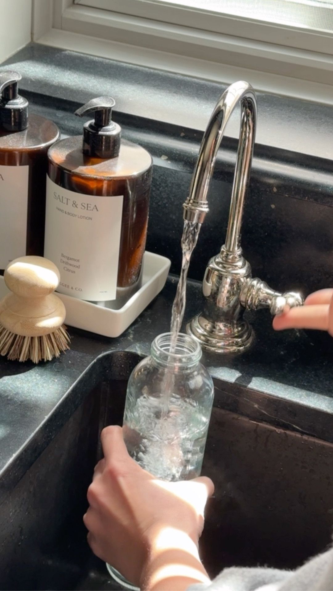 My favorite glass bottles (they're dishwasher safe) and water filtration system...

#LTKHome #LTKmorningroutine