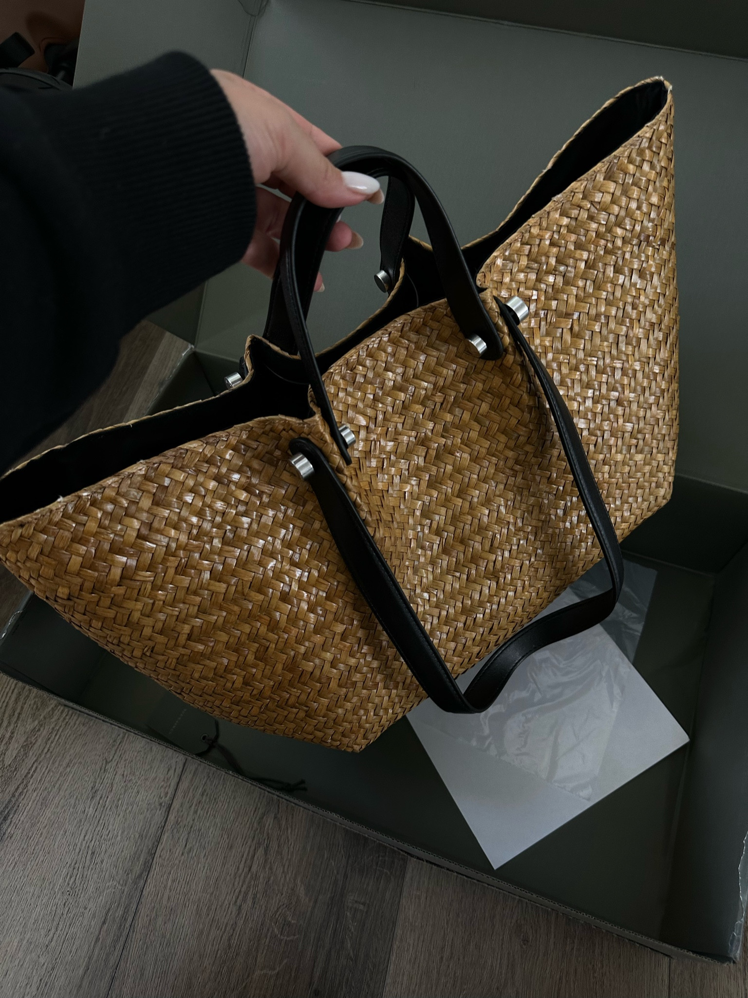 Perfect Beach Bag


#beachbag #bag #summer #sand #allsaints #bag #summerbag #ocean #fashion #outfit

#LTKswim #LTKstyletip #LTKSeasonal