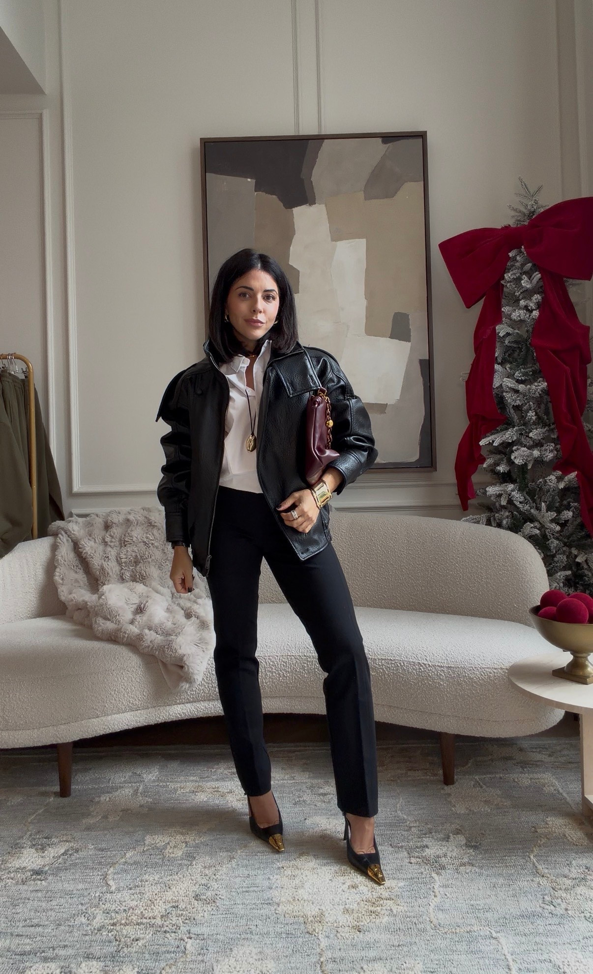 4 looks to copy if you’re shopping the Black Friday sale at @spanx! This rarely happens- starting today you can get up to 50% off sitewide on all our faves!


#spanxpartner 
Top - XS
Pants - XS

#LTKcanada #LTKsale #LTKholiday