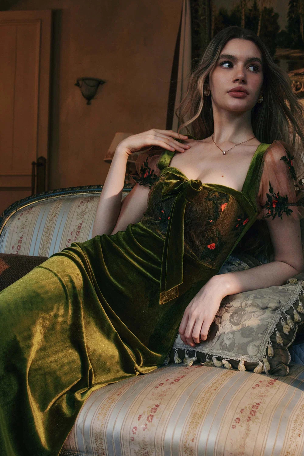 These are the kind of dresses I’d keep in my closet all season because you can wear them to SO many things. Fall wedding? Yes. Holiday party? Definitely. Christmas dinner? Perfect. The velvet makes them feel special, but they’re still easy enough to style with boots, heels or a cute coat depending on the occasion.

#AmericanHeiressFinds #VelvetFashion #HolidayDressIdeas #WeddingGuestOutfit #ChristmasDinnerDress #WinterDress #FallWeddingOutfit #HolidayPartyLooks #DressFinds #SeasonalStyle #ChristmasFashion 

 #LTKSeasonal #LTKU #LTKWedding