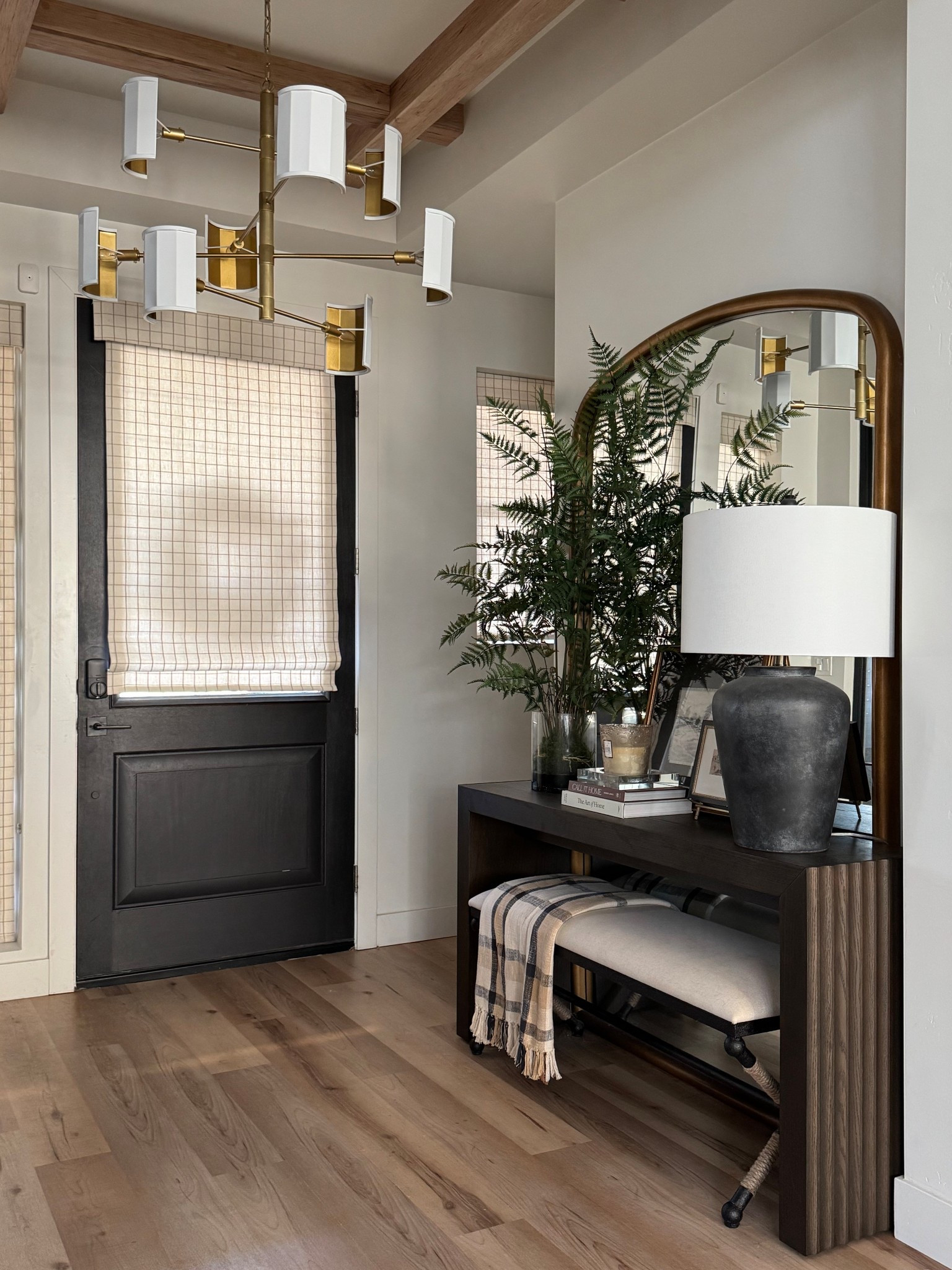 Entryway design and decor 

#LTKHome #LTKFindsUnder50 #LTKFindsUnder100