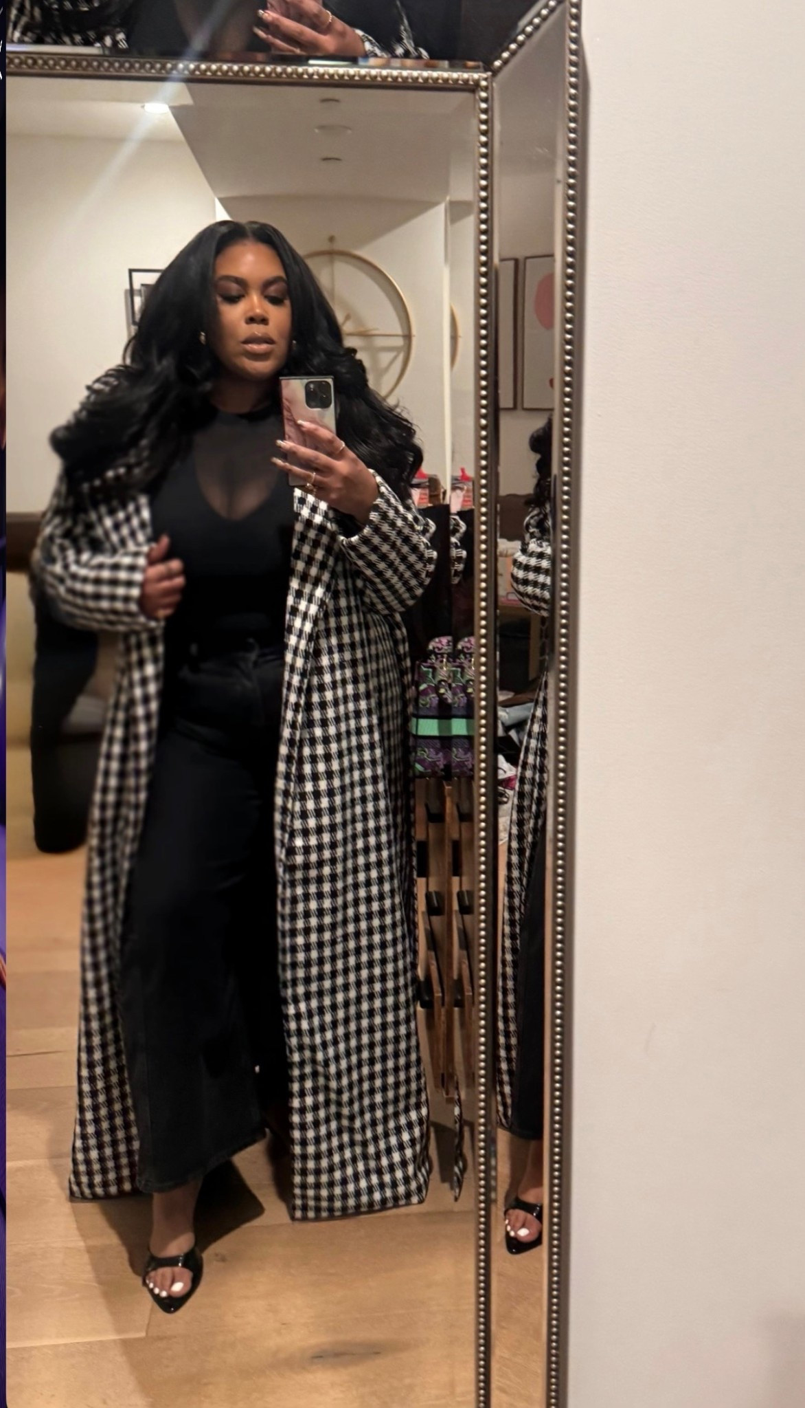 Off to another holiday event 🖤 how cute is this coat

#LTKgrwm #LTKPlusSize #LTKootd