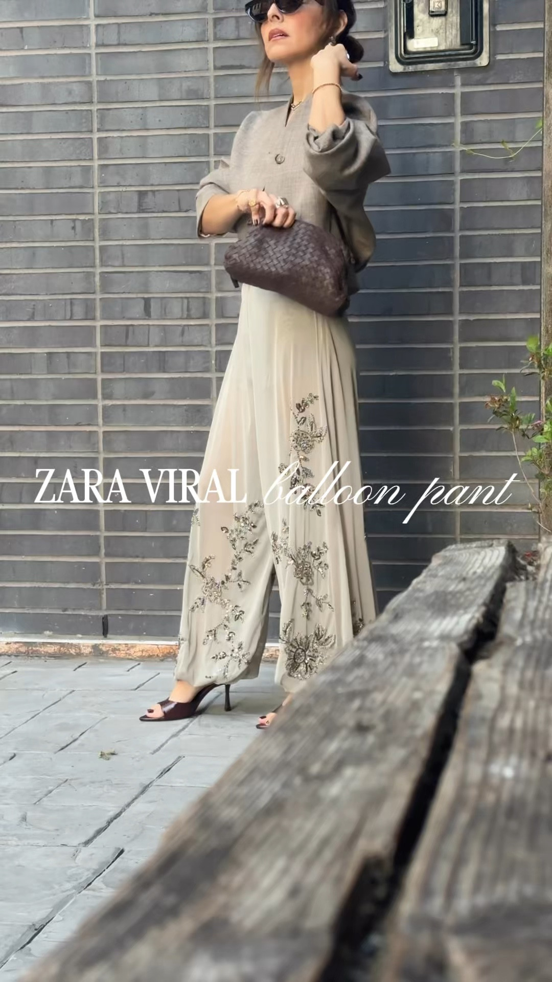 RUNNNNNNN TO GET IT!
These are the balloon pants of the season!

Mix them with your favorite tops, jackets or even a swimsuit for a super chic look at the beach! 


#LTKFestival #LTKPetite #LTKgrwm