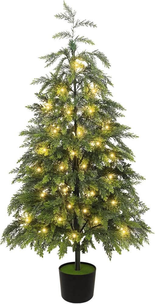 Cllayees 4FT Cedar Christmas Tree with Lights Artificial Potted Tree | Amazon (US)