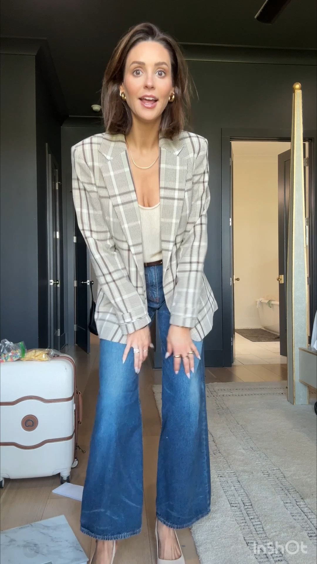 Same blazer, two major deals.
One site has it for 50% off, and I just found it somewhere else for 64% off!
It’s one of my favorite structured staples—timeless, flattering, and easy to dress up or down.

Linked both options for y’all on my LTK under “closet staples” before they sell out!


#LTKBeauty