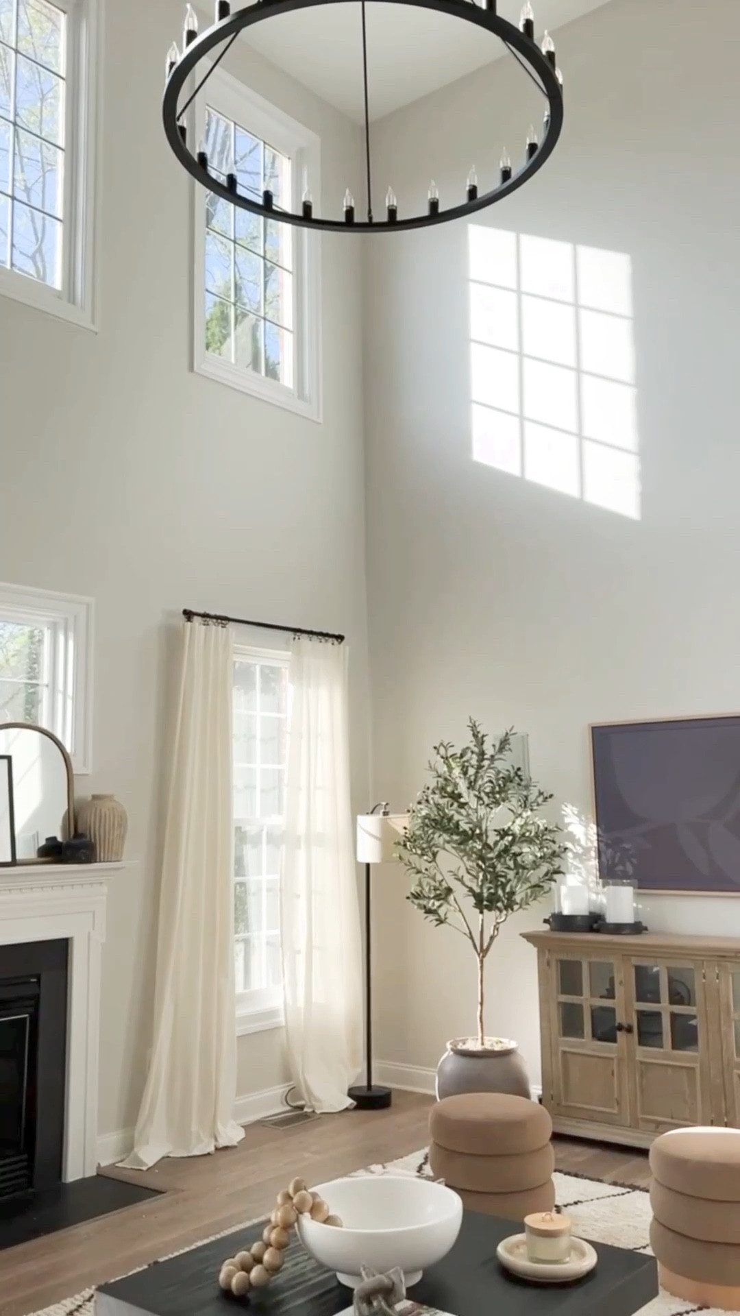 Amazon April Bestsellers, home decor, cabinet pulls, area rug, travel, must have, battery, stems, olive tree

#LTKtravel #LTKhome #LTKFind