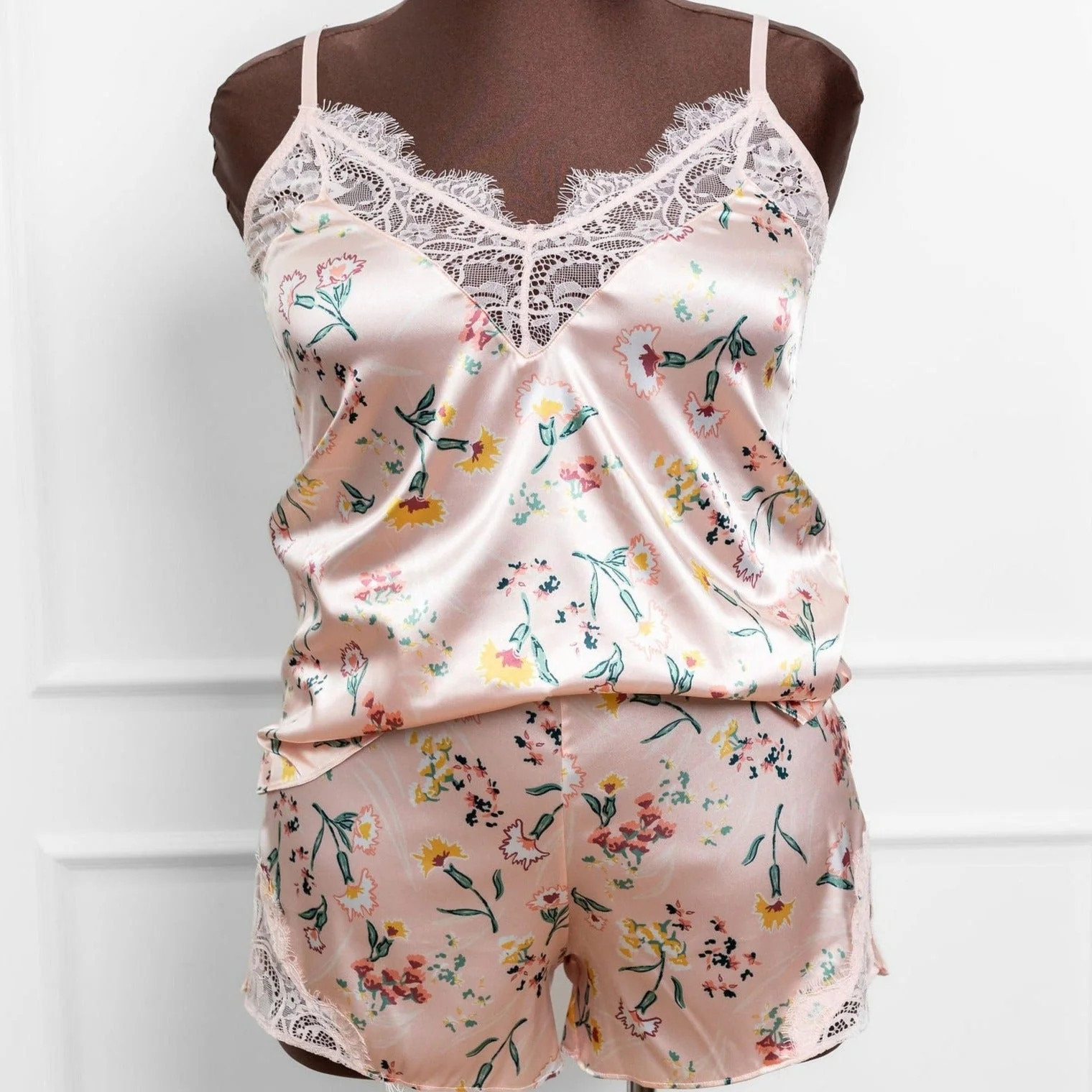 Floral Satin & Eyelash Lace Cami | Mentionables