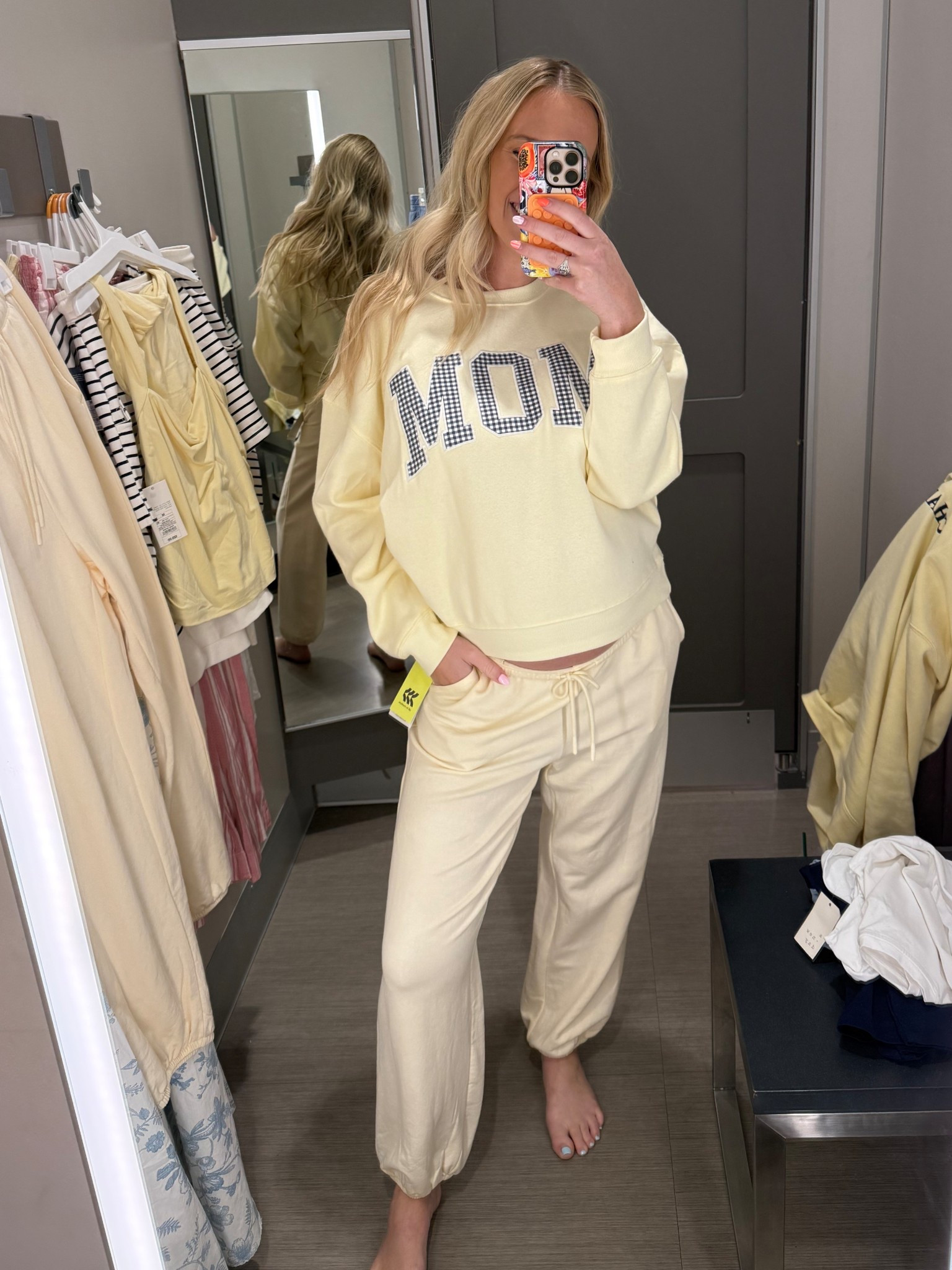 I have no words for how comfy this is!
@Target 
Wearing a medium in both 

#LTKBump #LTKmomlife