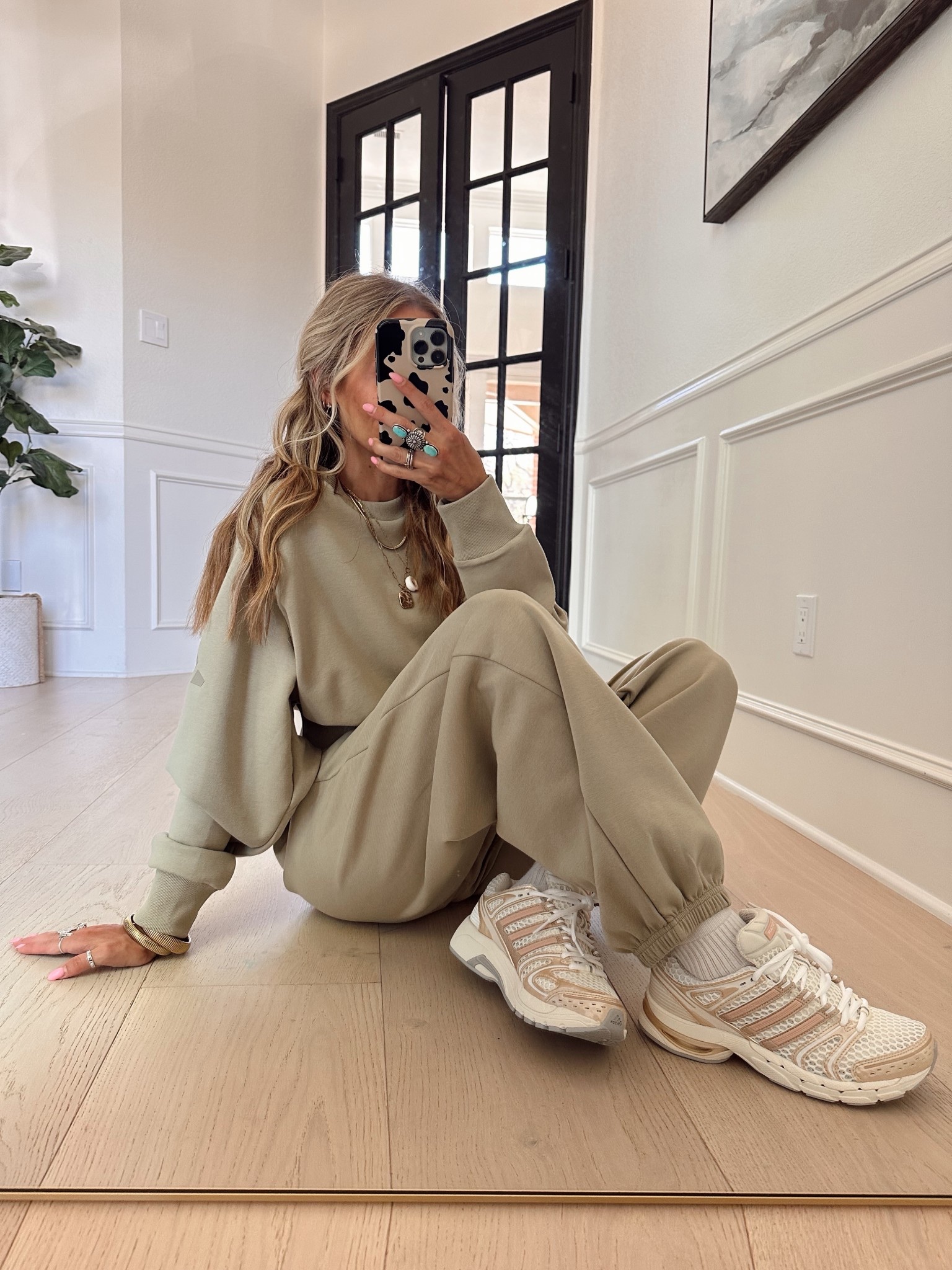 Sporty mom fit from Adidas. ✨👟🤍
The new Adistar sneaks are giving major Y2K vibes & I’m here for it! 

@adidas #createdwithadidas #adidaspartner