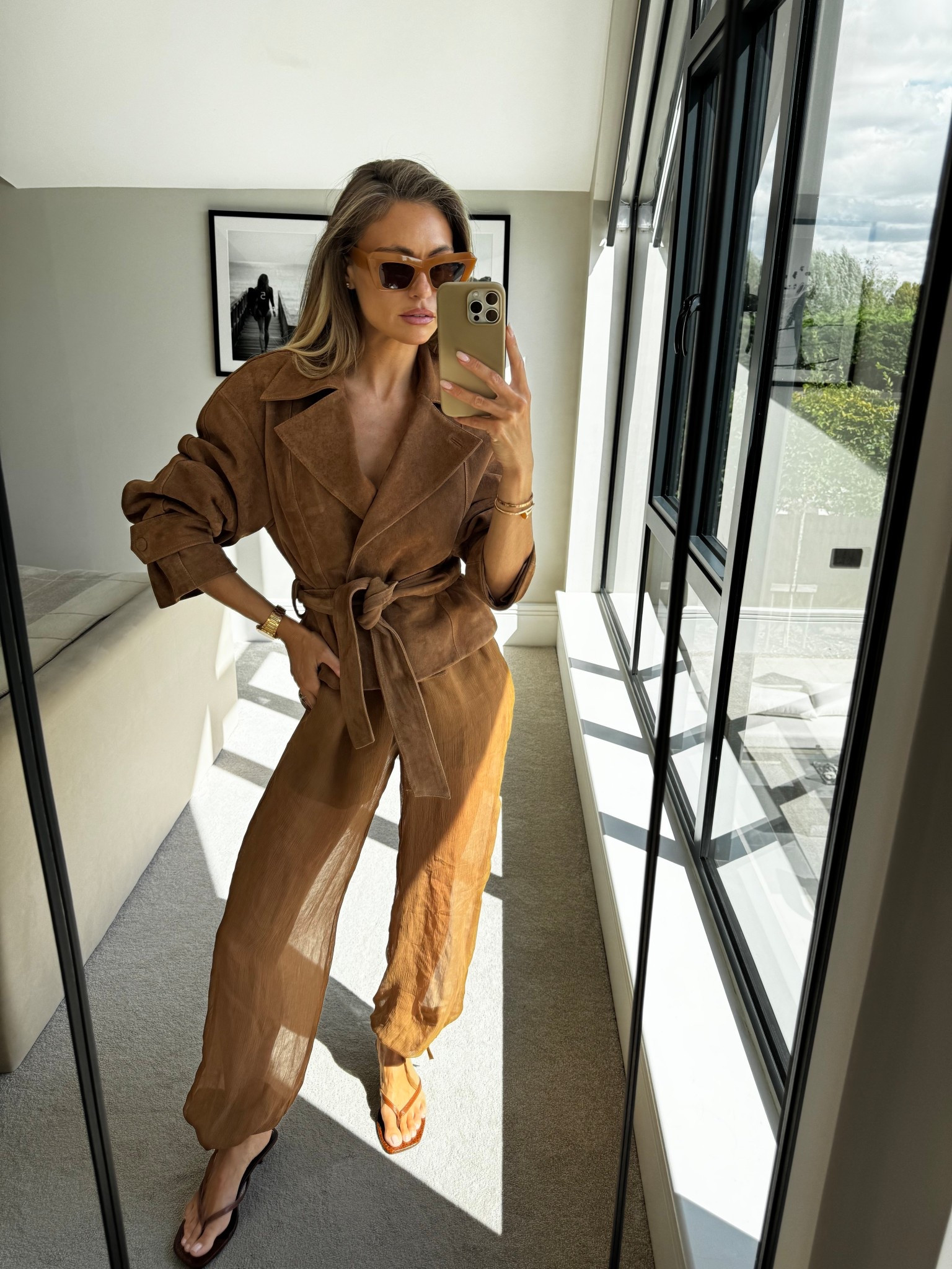 Suede jacket 
Balloon pants


#LTKeurope #LTKsummer #LTKautumn