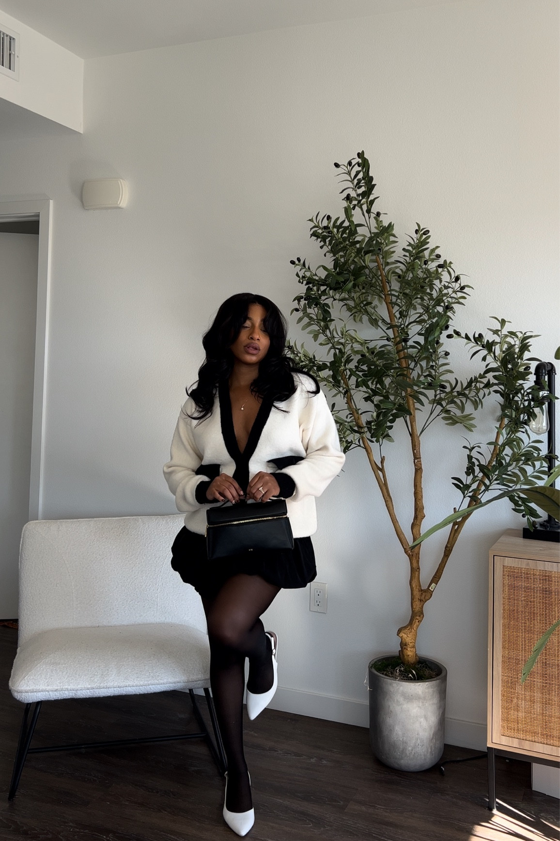 Classy and Chic 

#LTKShoeCrush #LTKHoliday #LTKStyleTip