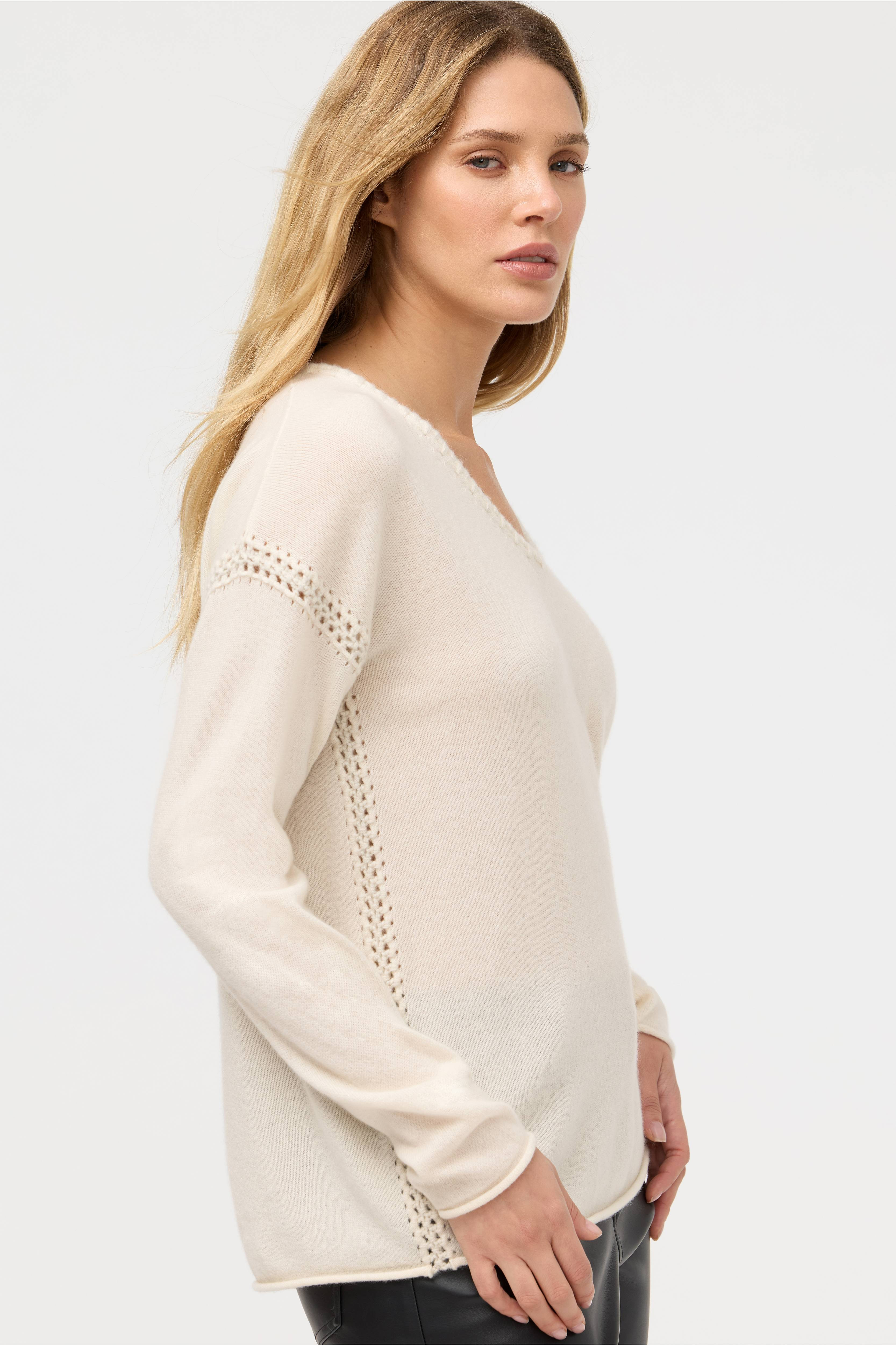 THE WHIPSTITCH V‑NECK PULLOVER
                                
                               ... | Johnny Was
