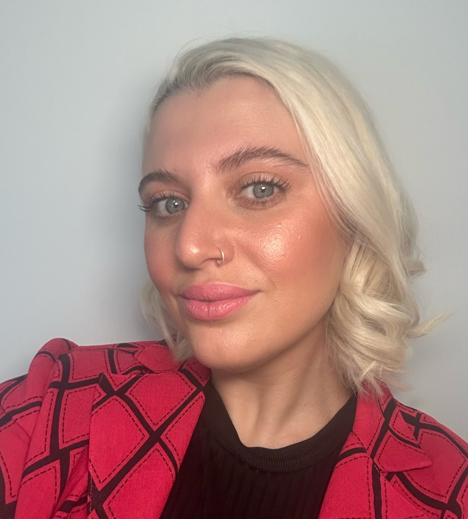Fashion week look ♥️ makeup, skincare, flawless glowy skin, bold and bright lip 

#LTKbeauty #LTKaustralia