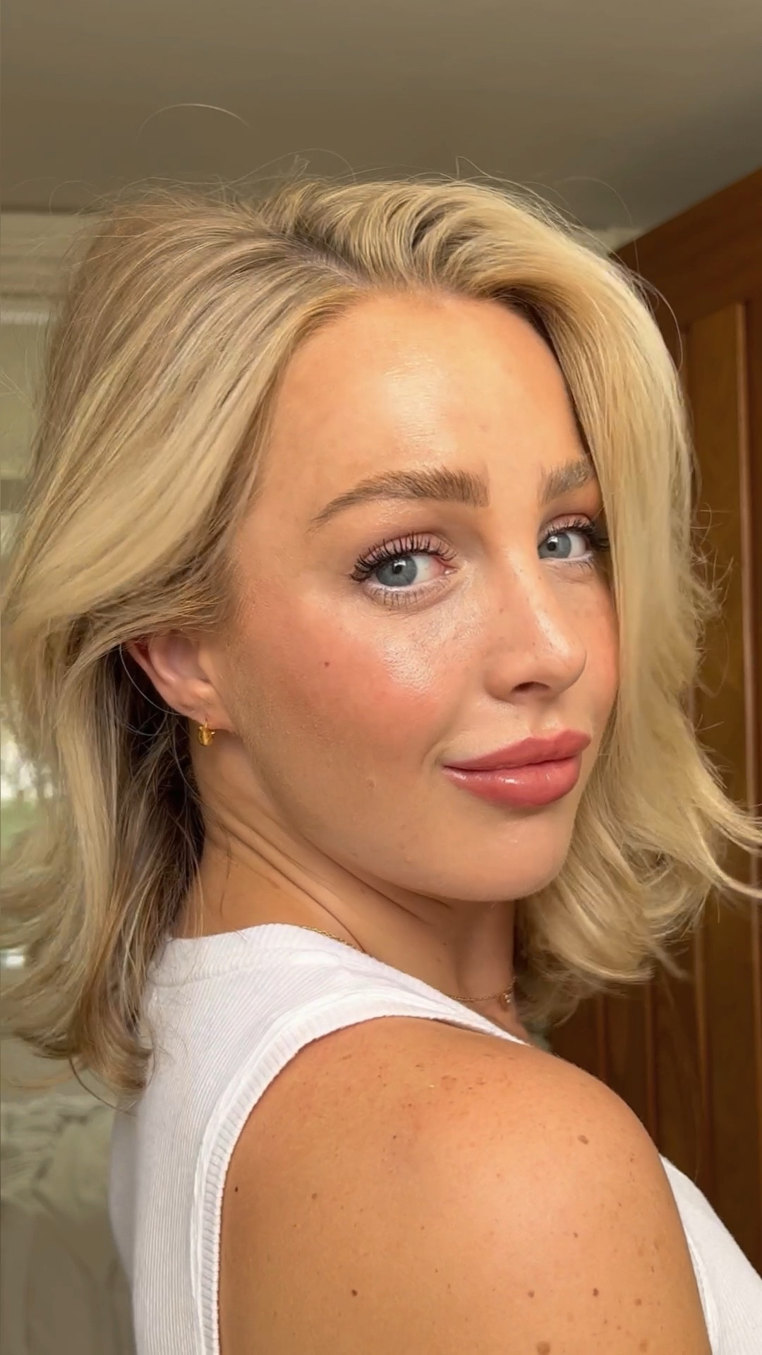 My current everyday glowy makeup: strawberry makeup trend 🍓

#LTKbeauty