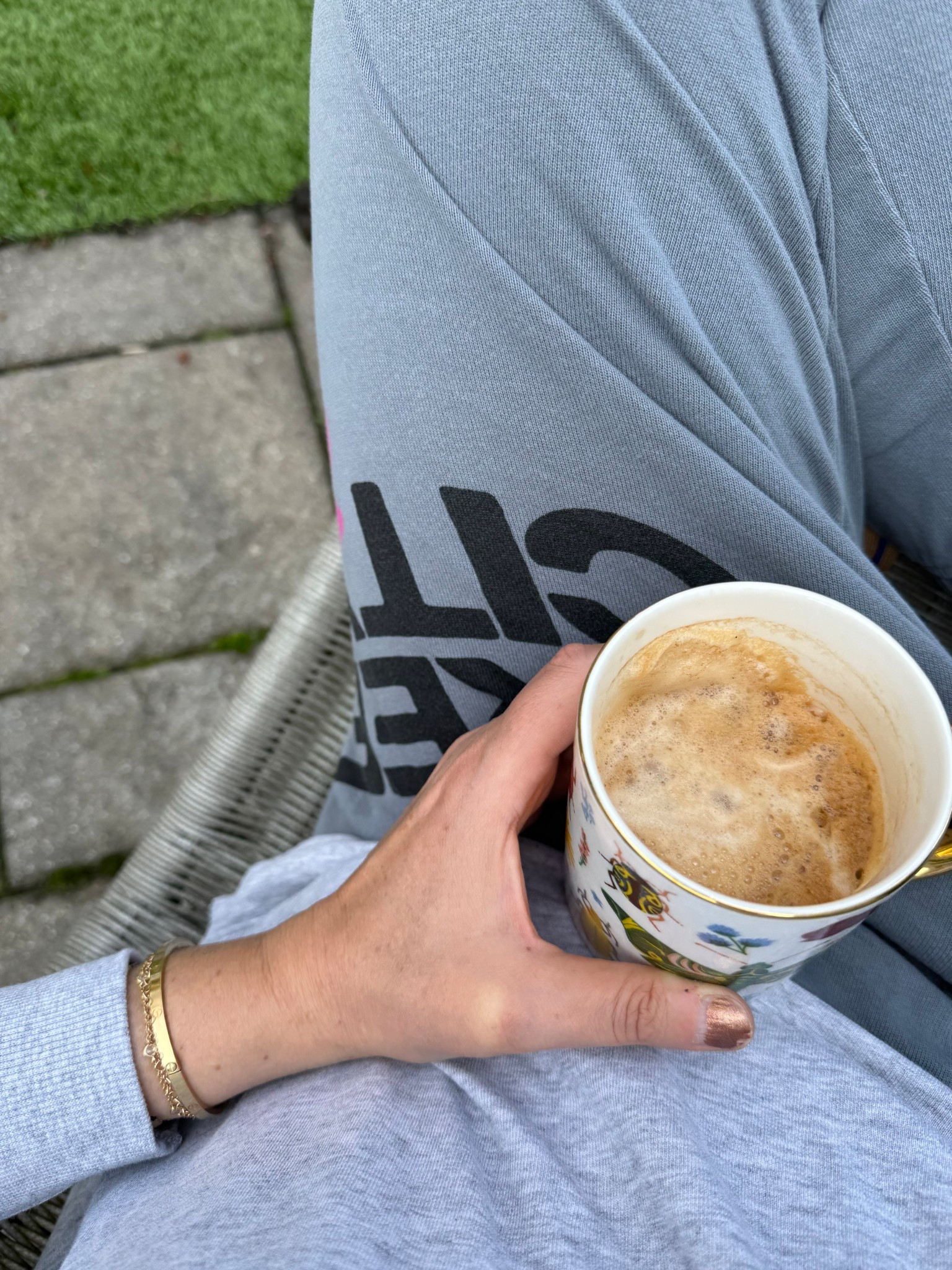 It’s officially backyard season! The rocking chair that I like to sit in every morning outside is on clearance right now (so comfortable, weather-proof, everyone’s favorite chair!). Also linking those lightweight sweats that are the perfect weekend attire and my coffee mug 🐞

#LTKSeasonal #LTKselfcare #LTKmorningroutine