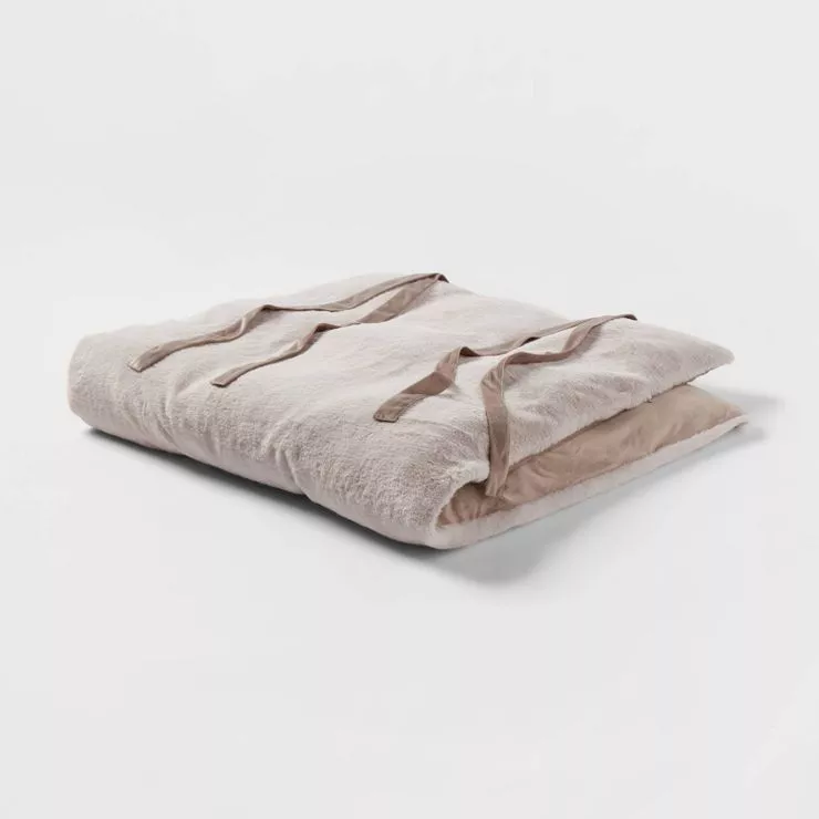 Shop Louis Vuitton Unisex Street Style Plain Decorative Pillows (M78816,  M78815, M78483, M78482) by CATSUSELECT