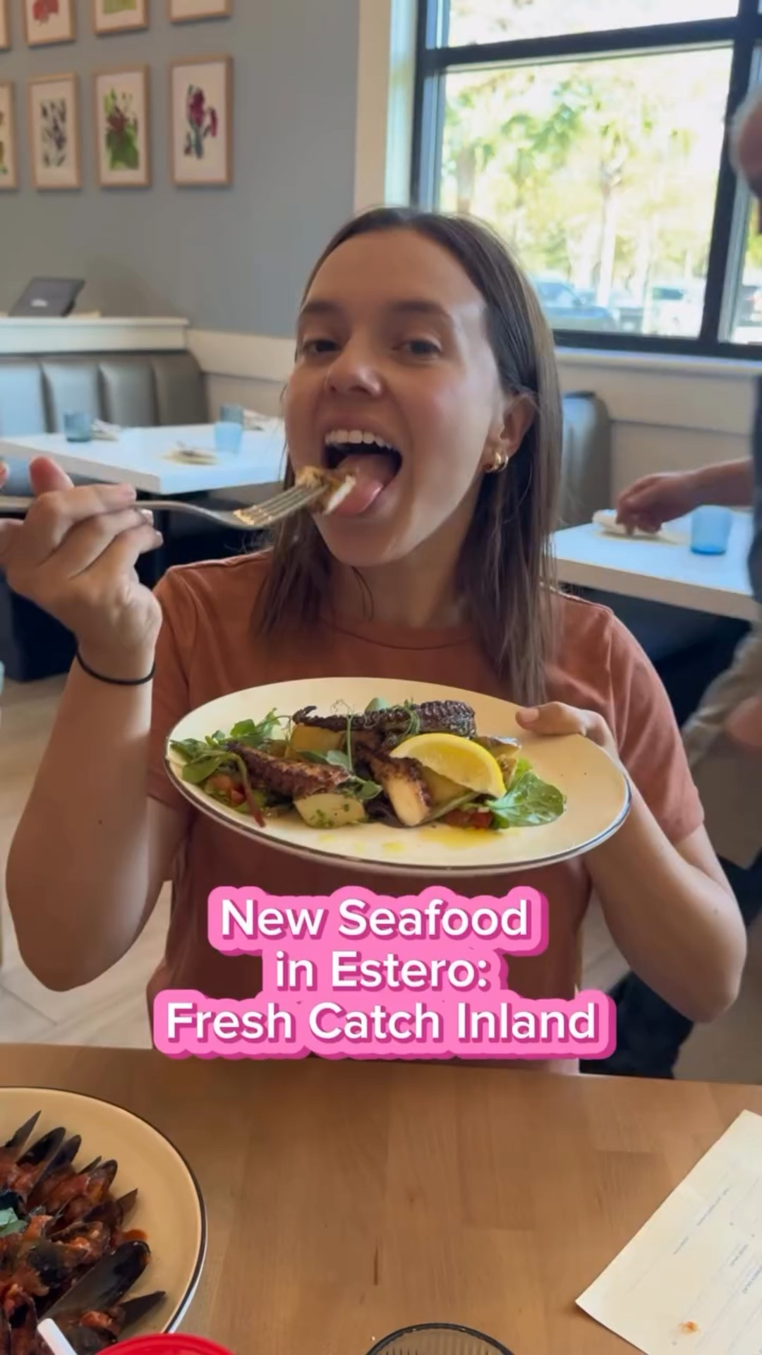 🚨 New to Estero 🚨 @freshcatchinland 

This modern seafood restaurant serves well to its name. It offers super fresh seafood that is flavorful and cooked to perfection. It also has options for the land lovers, such as tender steaks and pasta dishes. 

@freshcatchinland is the sister location to @freshcatchfmb in Fort Myers, and it has a more elevated and chic ambiance but still with all the coastal vibes. 

What we got:
• Grilled octopus: Tender with a hint of Spanish flavors. 
• Mussels: I could drink the sauce! 
• Scallops: golden, buttery, and sitting on the creamiest risotto. 
• Chilean Sea Bass: this one stole the show! Super fresh, flaky, and covered in a sweet miso glaze. 
• Desserts: crunch hazelnut and a limoncello cake, both incredibly decadent 

Pro tip: great place for happy hour specials on food and drinks! 

🫶🏼 @loveswfl #loveswfl 

#swfl  #swflfoodie #visitflorida #southwestflorida #wheretoeat239 #swflstrong #floridablog #sanibel #sanibelisland #exploreflorida #floridalife #captiva #ftmyers #hiddengem #musttry #floridafood #floridalifestyle