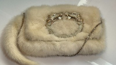 Gucci by Tom Ford Mink Fur Clutch Fall Winter 2004 Y2K Vintage Dragon Detail | eBay US