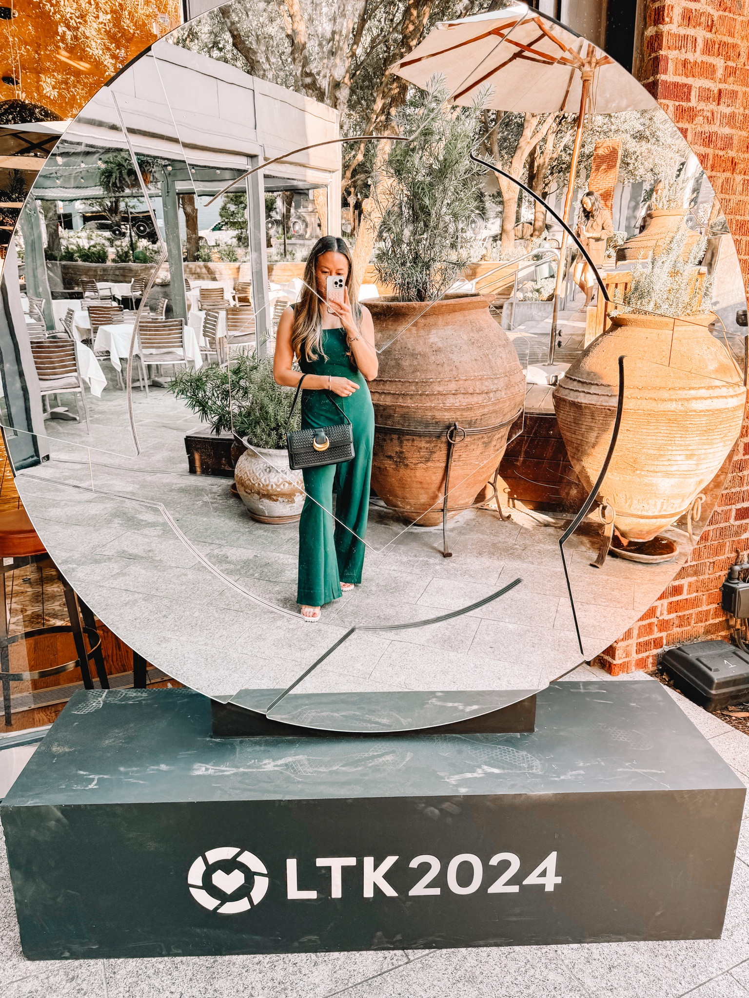 LTKCon Night 1 🤩

#LTKCon