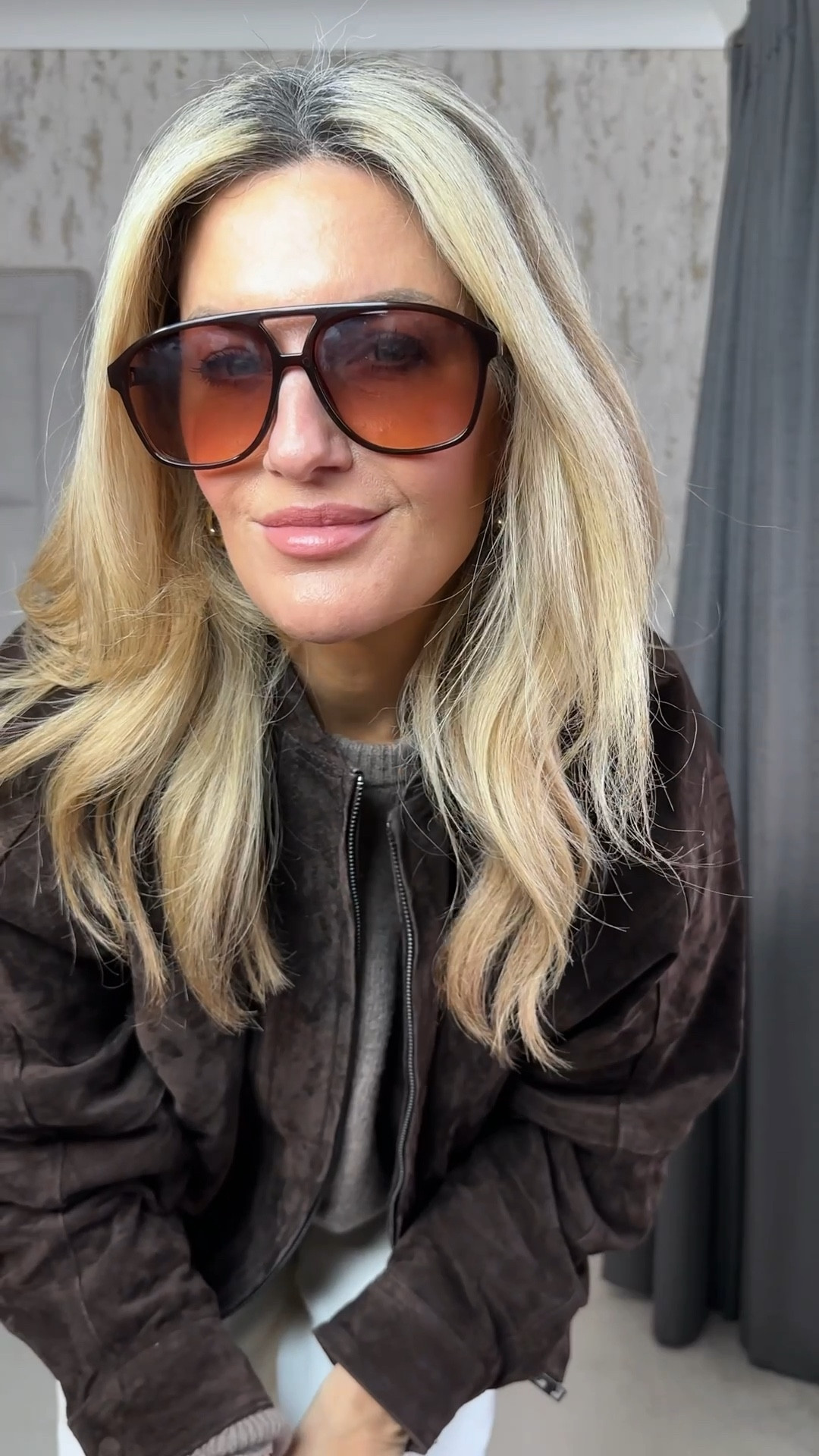 The sun came out and so did my suede bomber - here’s how I styled it 🤎🤍

I’m in the size S jacket, 27L in the jeans 

#LTKover50style #LTKspring #LTKstyletip