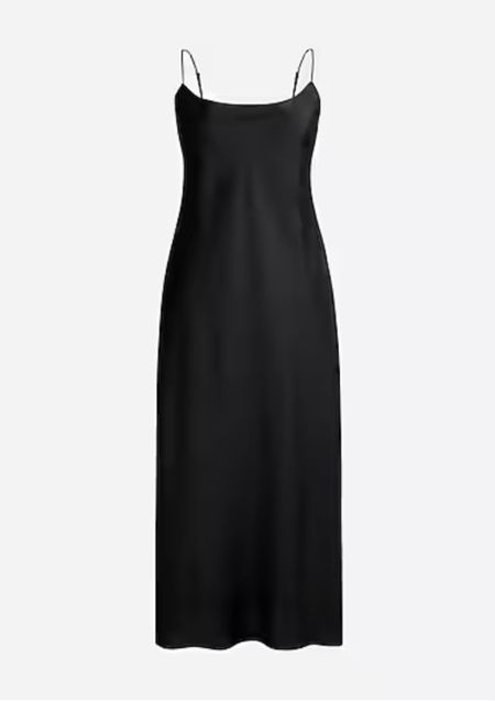 Sale alert! The Gwen Silk Midi dress in black is 50% off.

Black dress
Silk dress
Date night outfit 
Work outfit
Vacation outfit 


#LTKStyleTip #LTKFindsUnder100 #LTKWorkwear