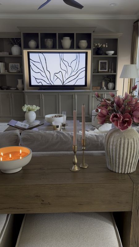 My favorite candle sand comes in different colors!

Console table, sofa table, candle sand, terracotta bowl, vase, pottery barn 

#LTKhome #LTKfindsunder100 #LTKVideo