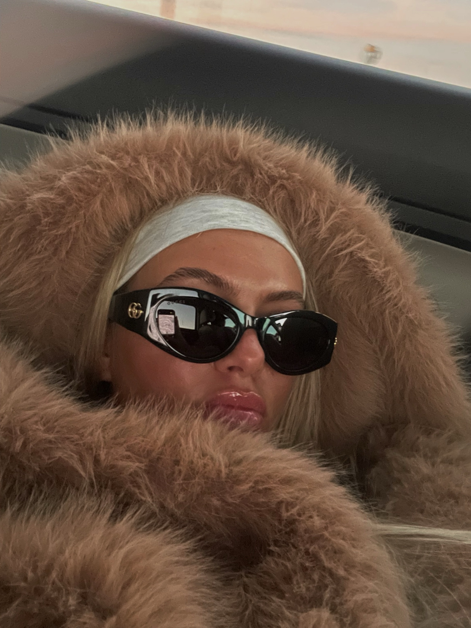 My literal favorite sunglasses ever!! I get the most asked questions about these so here they are😎😎

#LTKStyleTip #LTKBeauty #LTKU