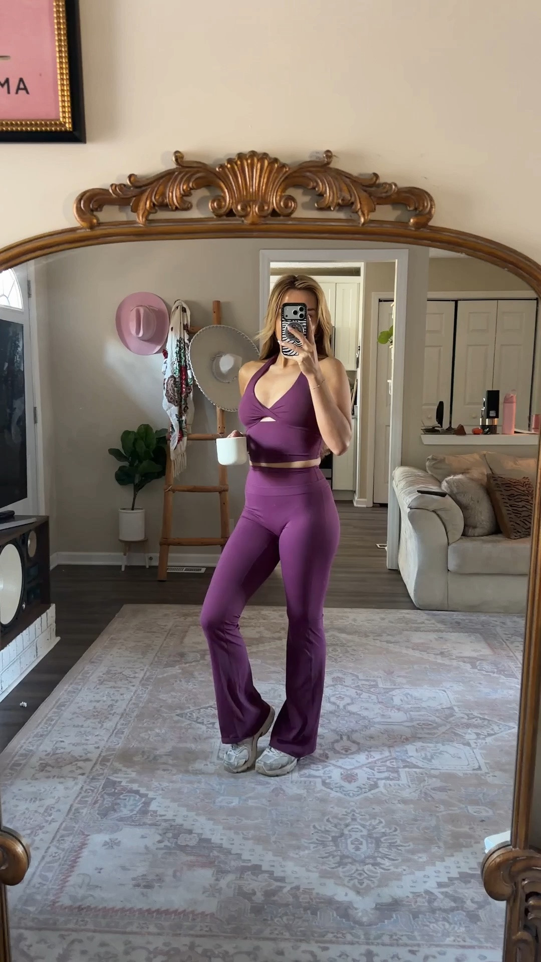 Whitney Simmons Gymshark collection size small

#LTKootd #LTKgrwm #LTKActive