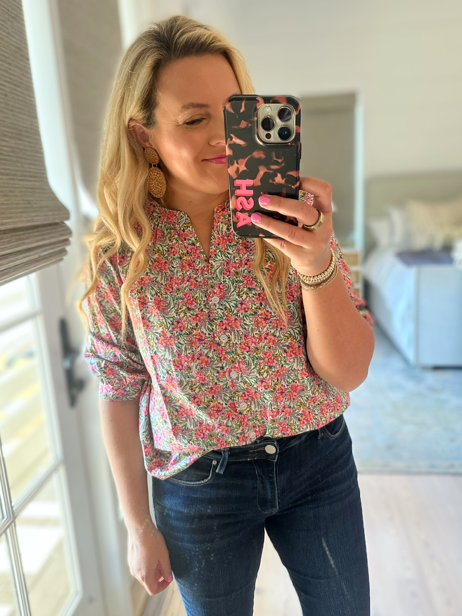 Avara Exclusive! Light weight button down for an easy tucked in look. Paired with dark wash jeans also from Avara // wearing a small top and jeans are a 27 // jeans are a hot restock and selling fast. Use code FANCY15 for 15% off 

#LTKsalealert #LTKFind #LTKstyletip