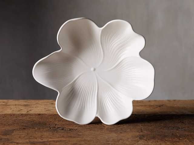 Magnolia Plate in White | Arhaus | Arhaus