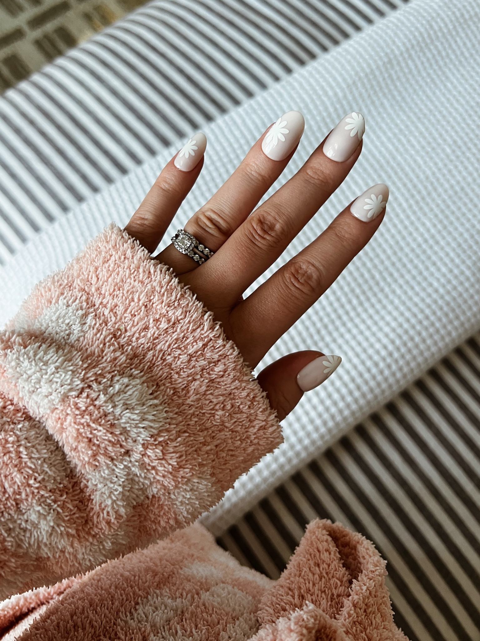 fave press on nails 💅 

#LTKBeauty