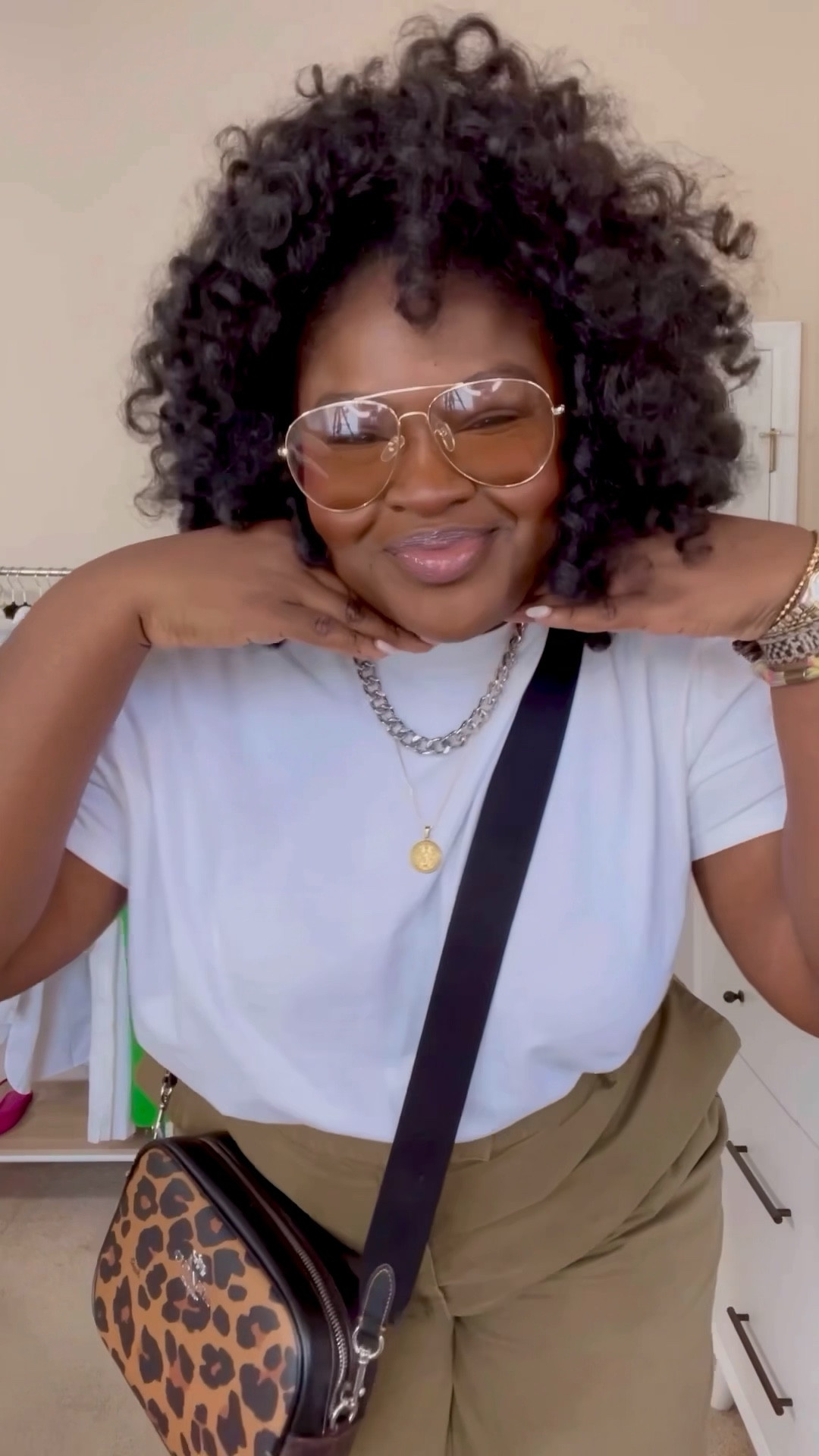 Ootd ft Abercrombie easy tee

#LTKshoecrush #LTKcurves #LTKSeasonal