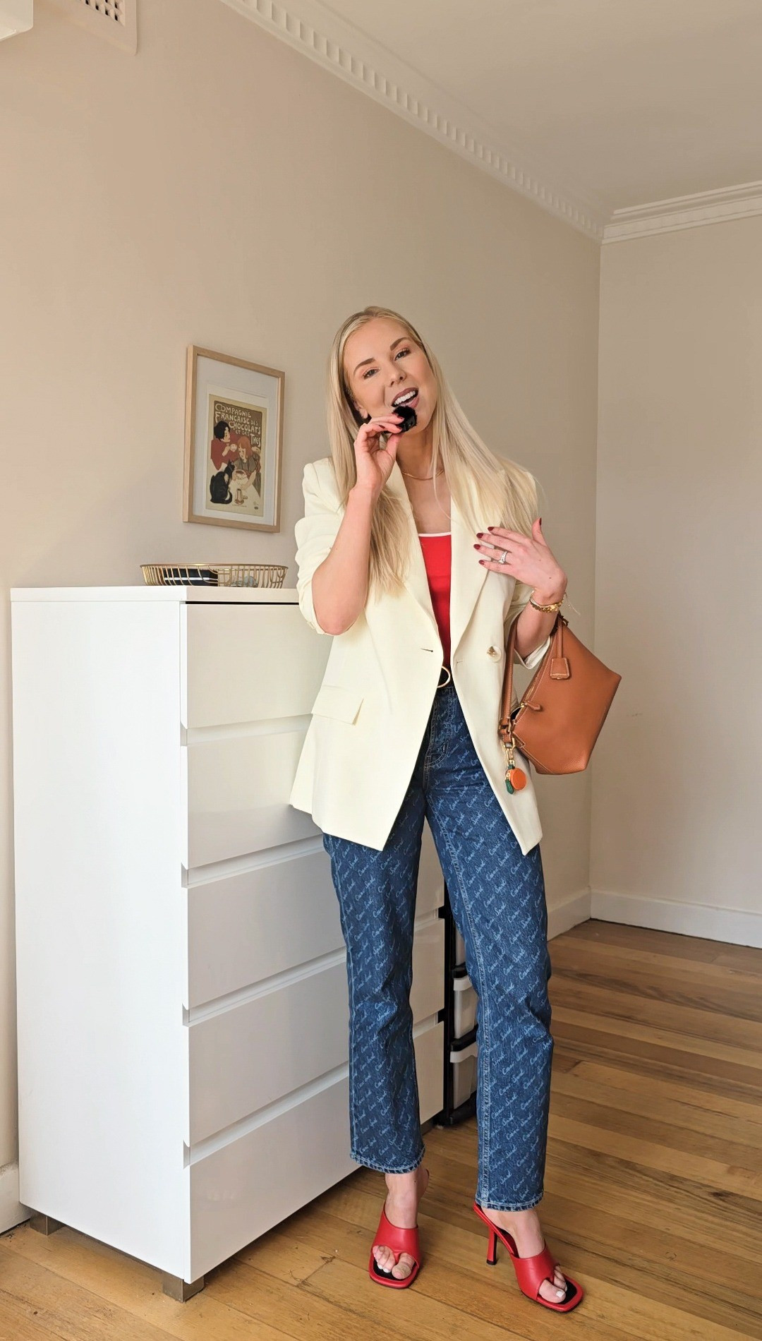 Mixing high and low pieces is the cool girls' secret to styling ✨️ Note: jeans are different to video as mine have sold out ! #outfitinspo #australiandesigners #styletips

