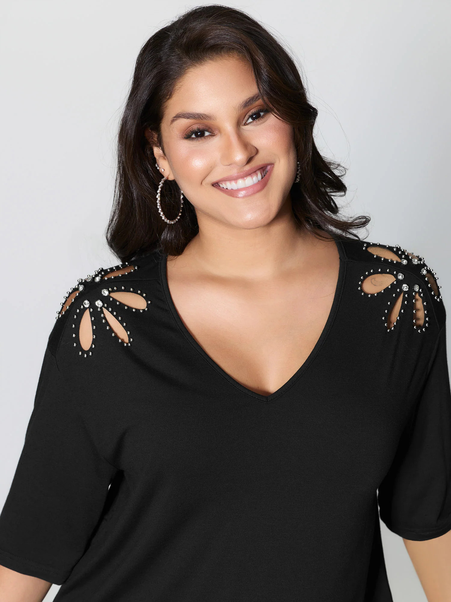 Cut-Out Shoulder Beads T-Shirt | Bloomchic