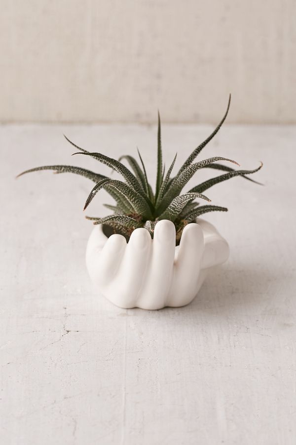 Hand Ashtray | Urban Outfitters (US and RoW)