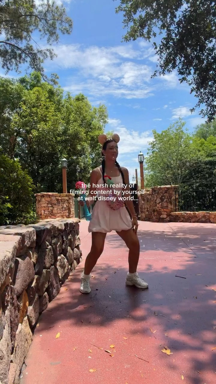 The harsh reality of filming content by yourself at Walt disney world 😭😭

Disney content creator • Disney content • Disney parks • Magic Kingdom • Disney vibes • Disney aesthetic • Disney girl
#disneycreator #disney #disneystyle #waltdisneyworld #relatable