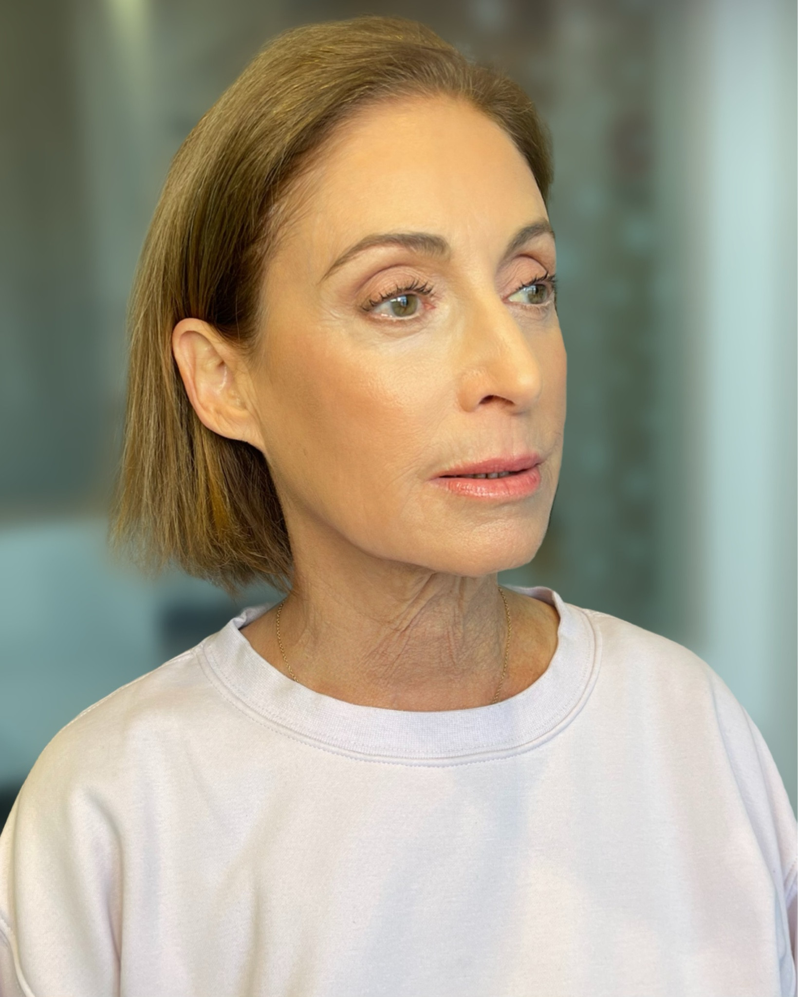 This is my beautiful client Ellen. Ellen usually gets her makeup done by me for events but wanted to learn how to do her everyday makeup. She came for a 1:1 private makeup lesson with me at Glam Room. After looking through her makeup bag, I noticed that some of the colors and textures of products she was currently using just weren’t right for her. 
I walked her through the makeup application process (step by step) and suggested key products she could use at home with confidence. Doesn’t she look radiant! 

If you’re interested in an in-person or virtual makeup lesson. Go to www.glamroomstudio.com

Christina xx