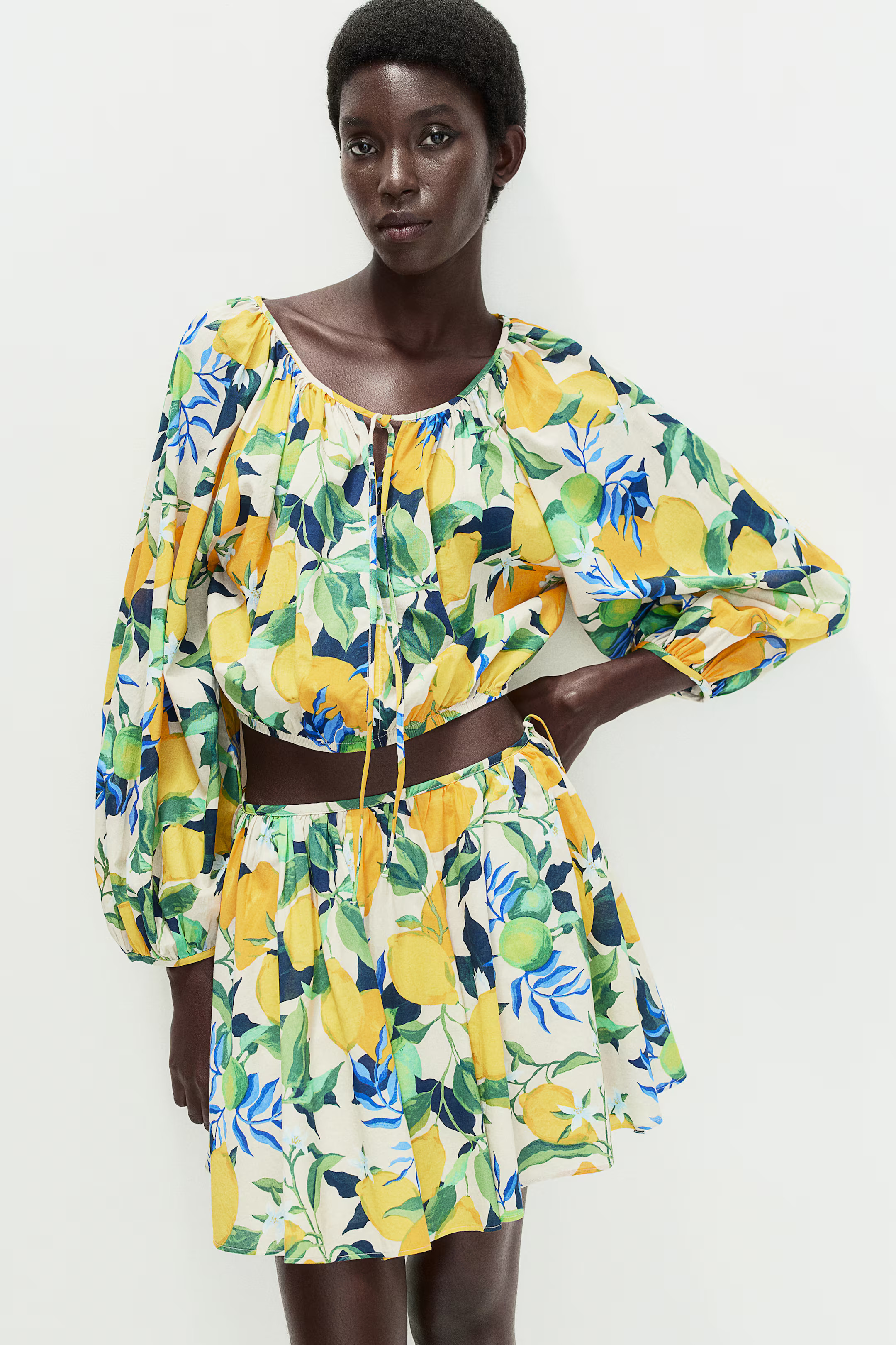 Balloon-sleeved blouse | H&M (UK, MY, IN, SG, PH, TW, HK)