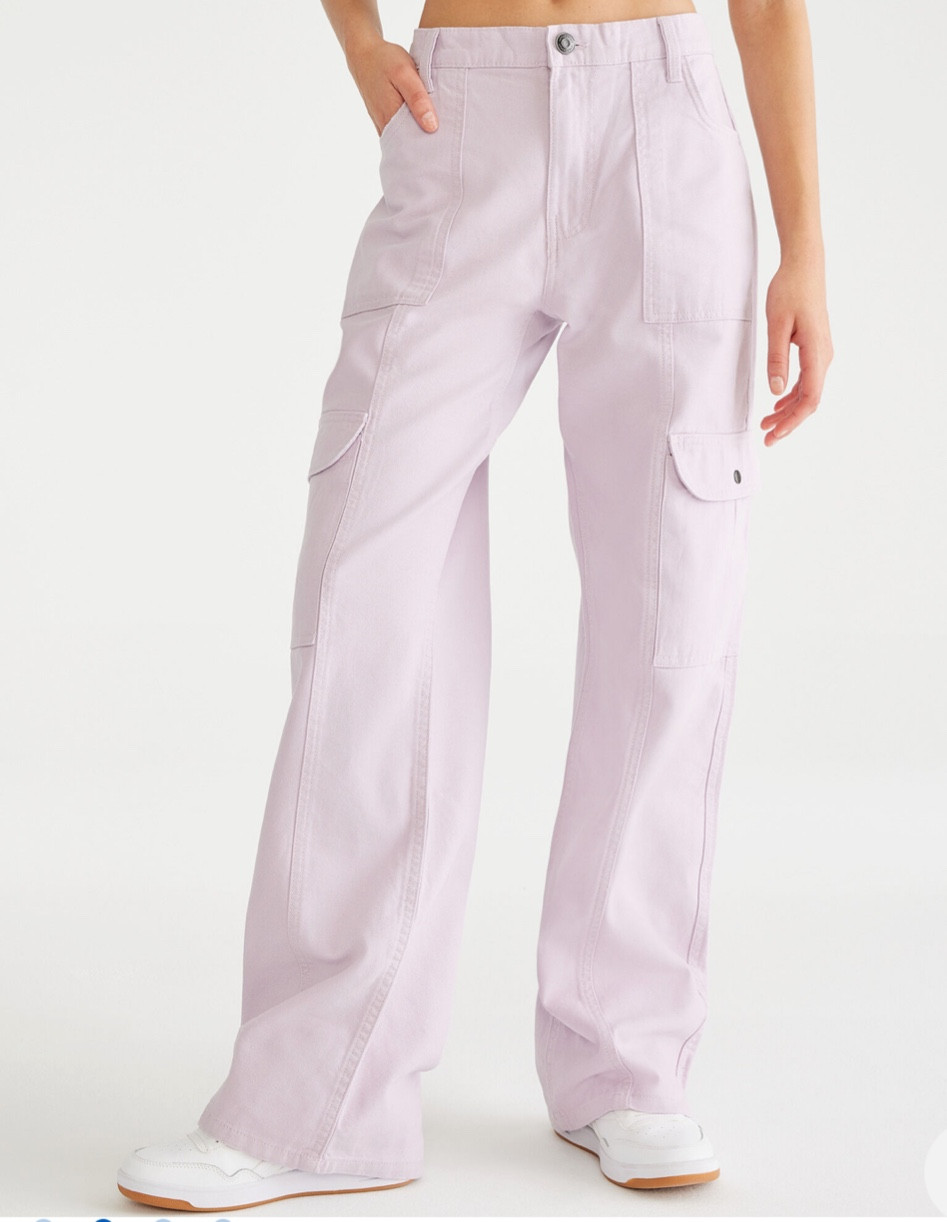 Super cute mid rise cargos. Comes in 4 colors all linked  

#LTKunder50 #LTKBacktoSchool #LTKstyletip