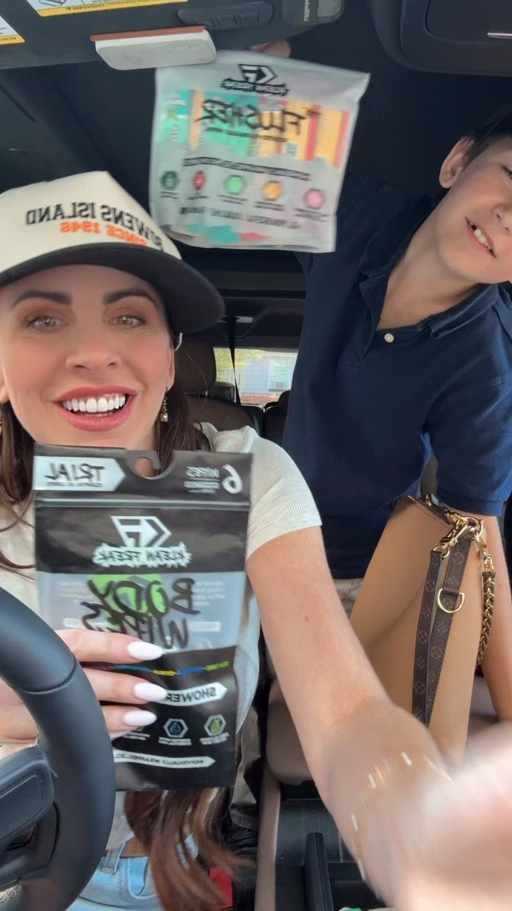 These Klean Freak wipes = literally a shower in a bag 🙌✨

Perfect for busy moms, long days at the ball field, travel, workouts, or anytime you need a quick refresh on the go.

✔️ Removes sweat & odor
✔️ Gentle on skin
✔️ Super convenient & mess-free
✔️ Perfect for kids + sports days

I keep these in my car, gym bag, and everywhere in between 💁‍♀️ Trust me—you’ll never go without them again.

Follow my LTK for more of my everyday must-hs 💕


#LTKselfcare #LTKmomlife #LTKTravel