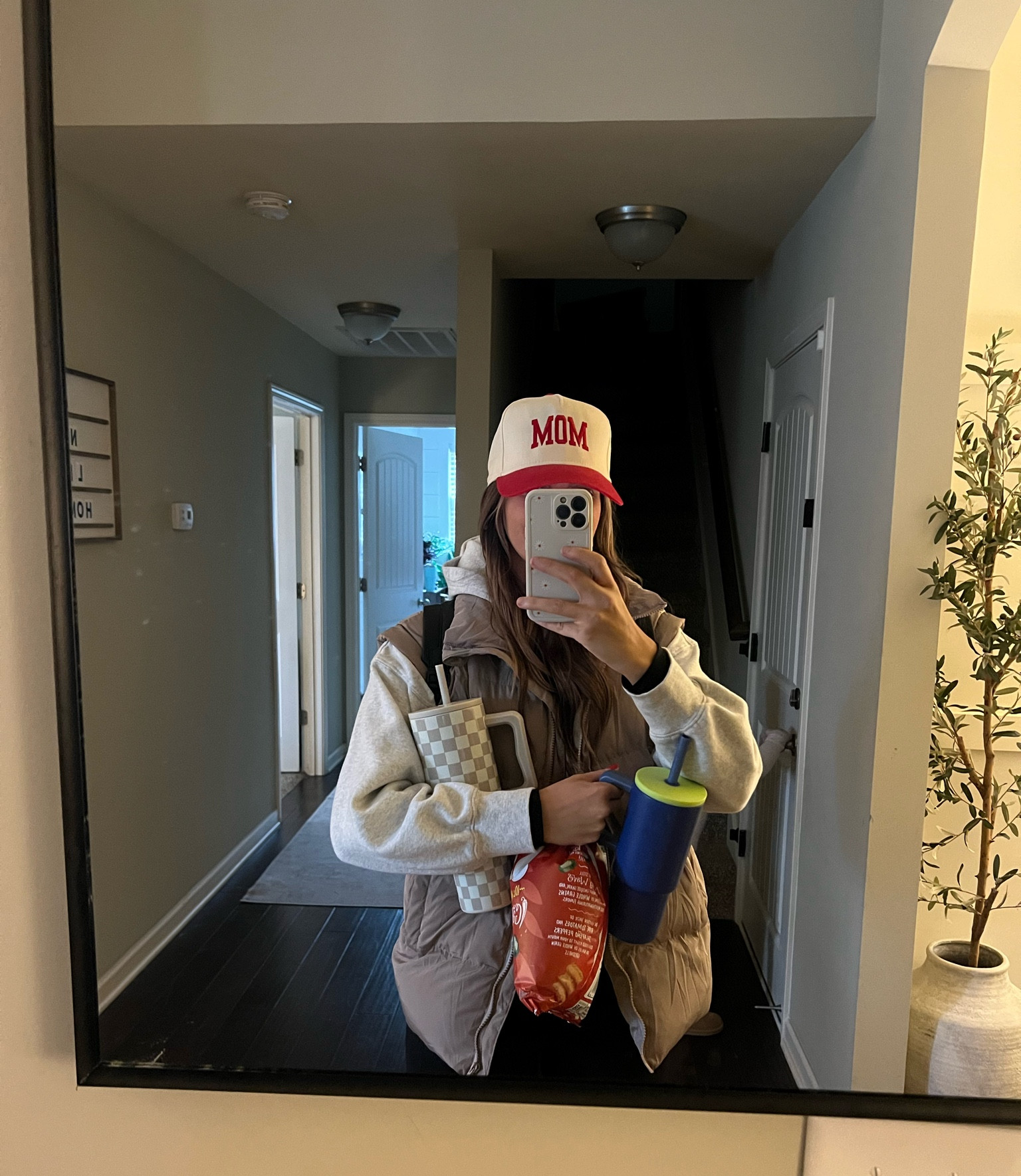 Moms = holders of snacks and waters lol 

#LTKSaleAlert #LTKHoliday #LTKActive