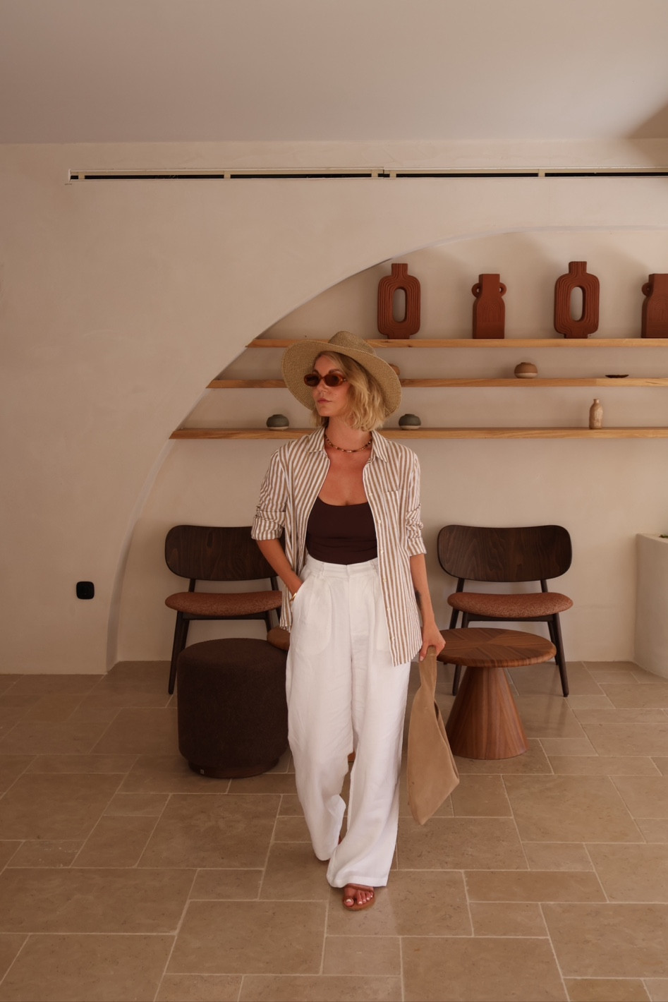 Blending in 🤎🤍  #neutralstyle #minimalstyle #summerstyle #summeroutfit

#LTKuk #LTKeurope #LTKsummer