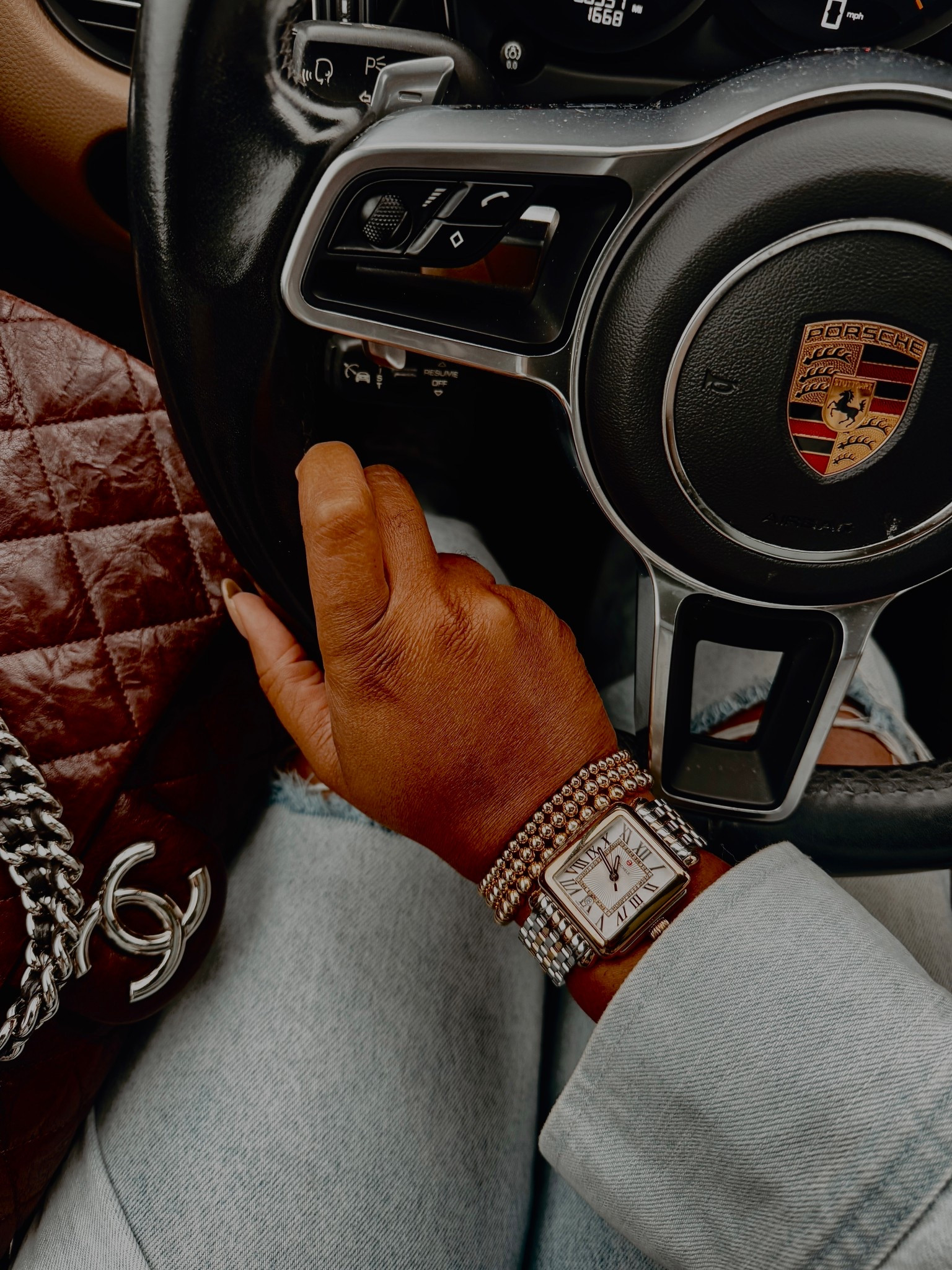 Gold beaded jewelry stack & watch

Scroll to shop. 



#LTKBeauty #LTKgrwm