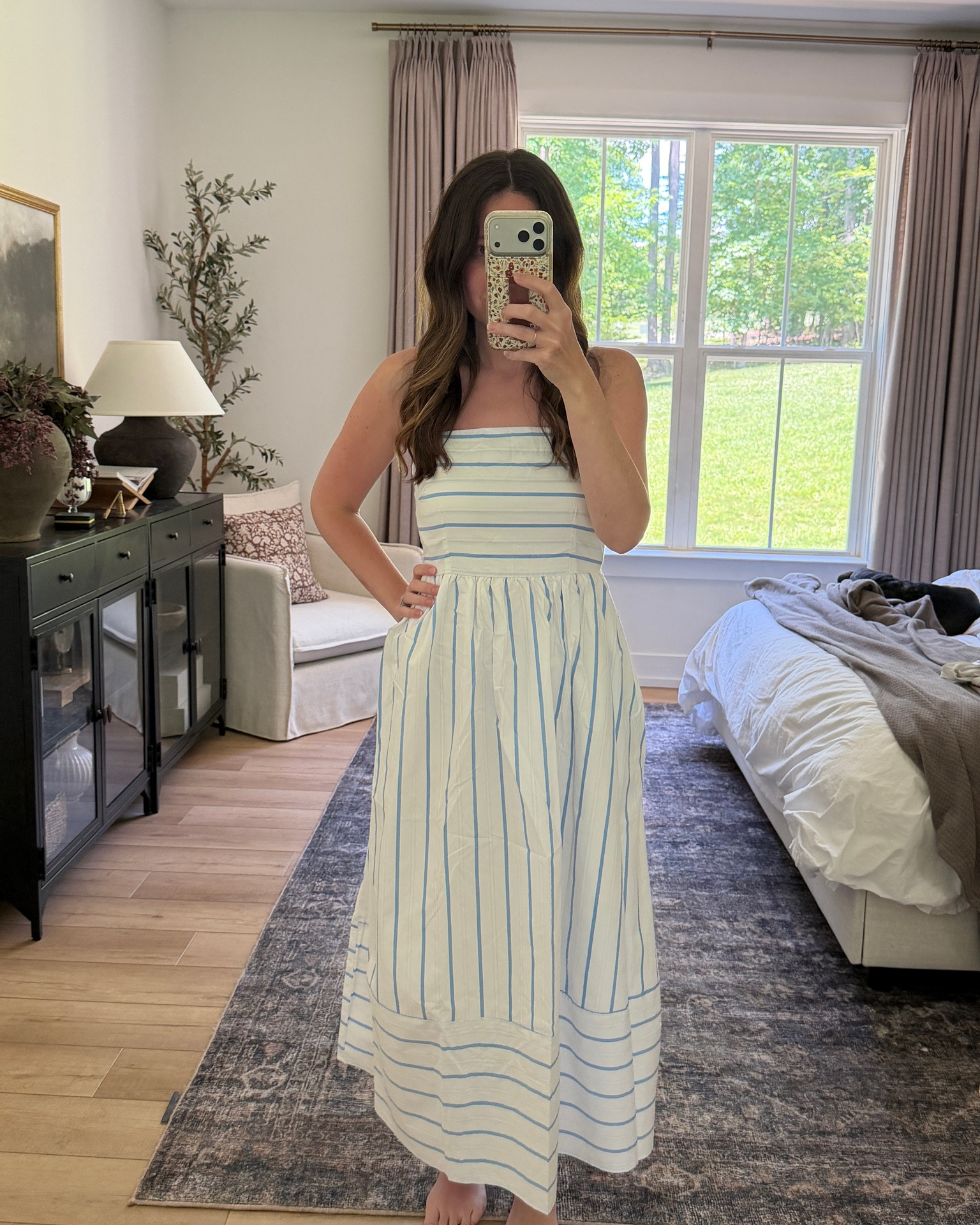 The cutest Amazon dress! I love the back and it comes in several colors.

#LTKootd #LTKPetite