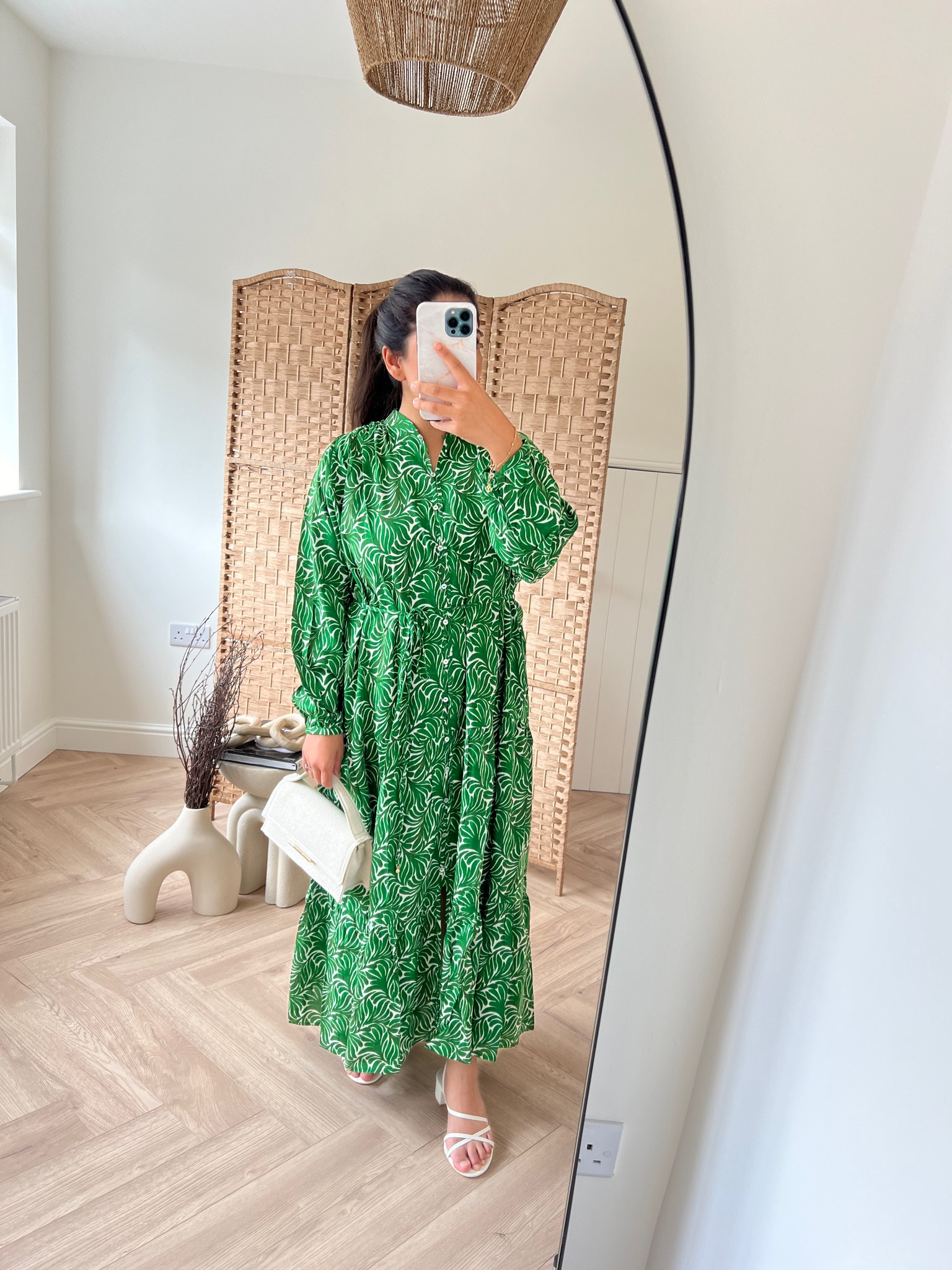 summer maxi dress 💐

* XS in dress 

#LTKSeasonal #LTKfindsunder50 #LTKitbag