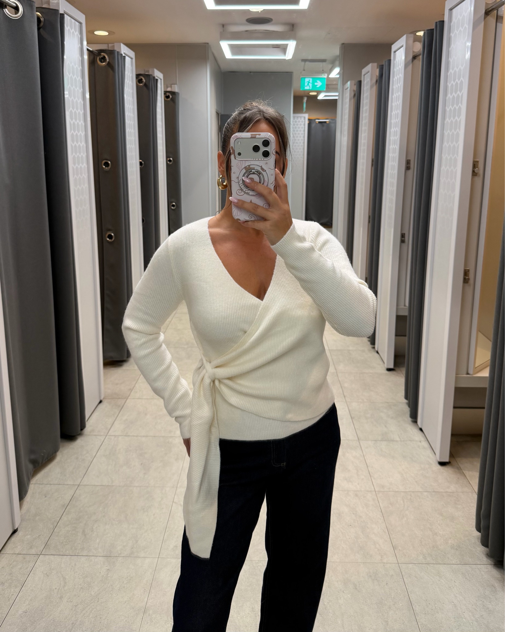 Primark finds! Small top, size 10r jeans

#LTKtravel #LTKautumn #LTKstyletip