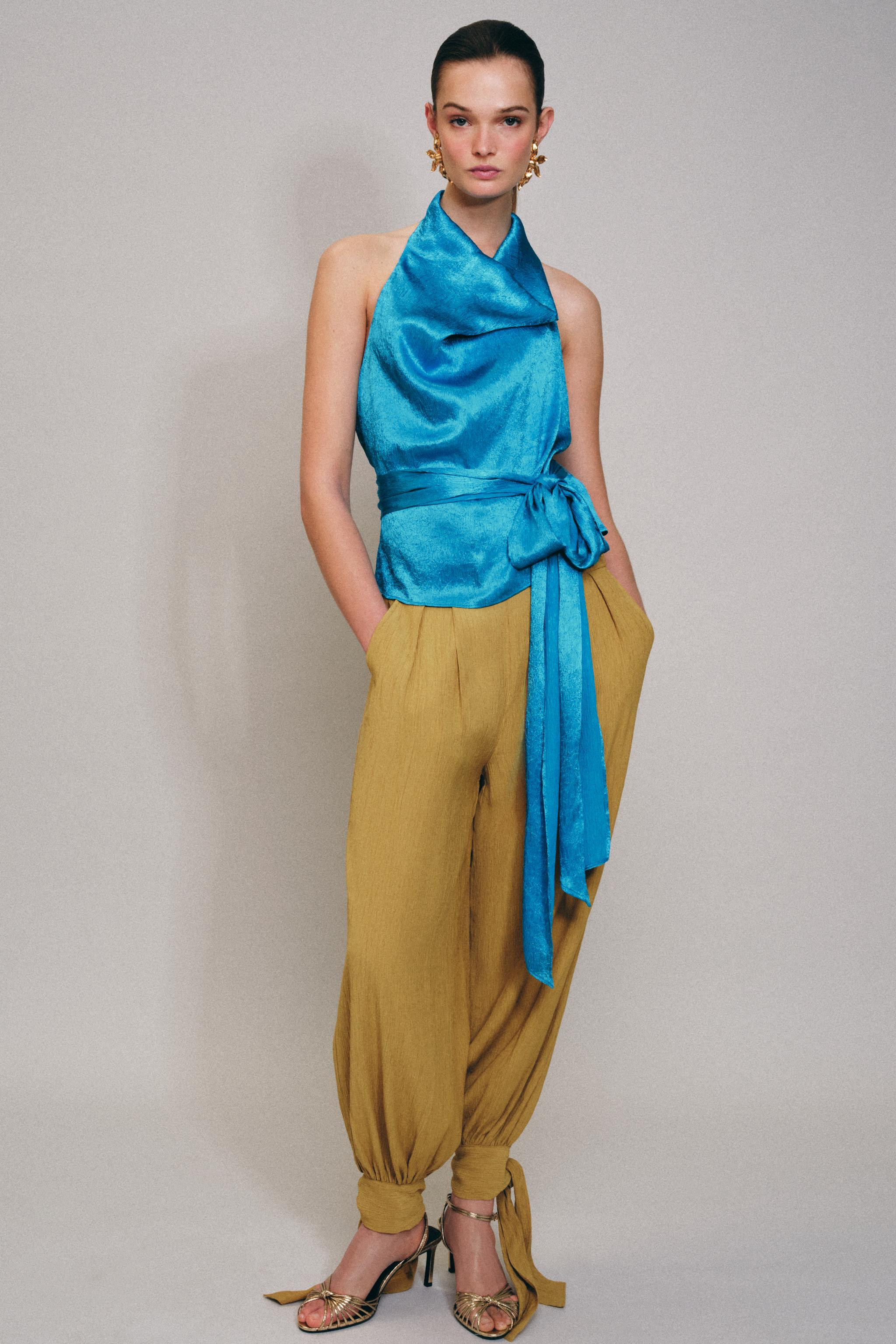 KNOTTED HALTER TOP | Zara US