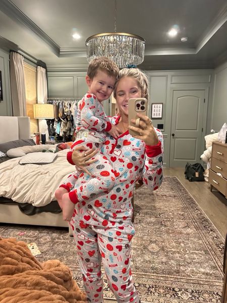 Outfit roundup, pajamas, Valentine’s Day, little sleepies 